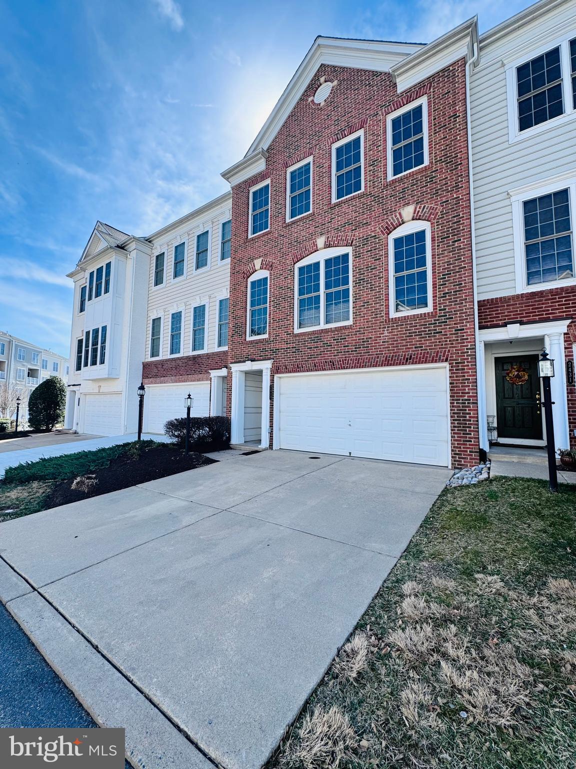 POTOMAC CLUB - Residential