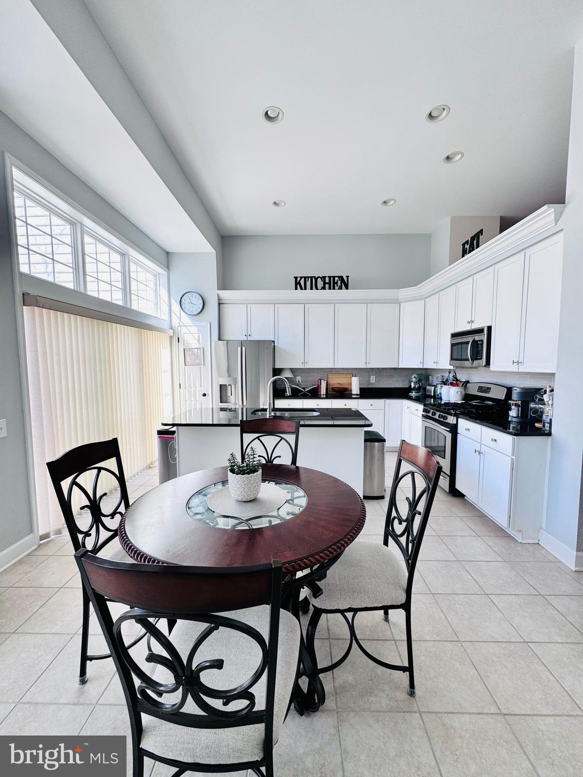 POTOMAC CLUB - Residential