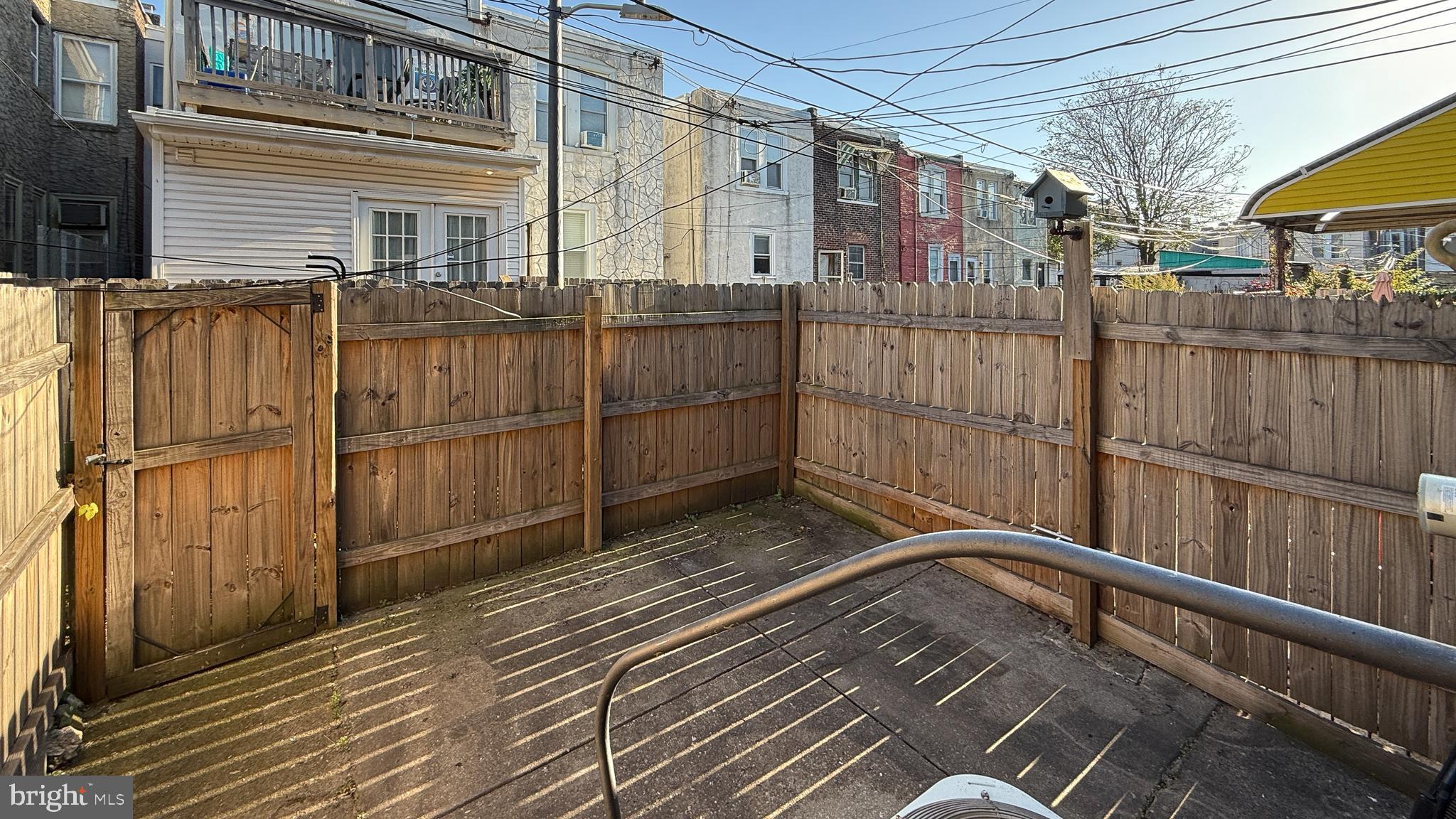 PORT RICHMOND - Residential