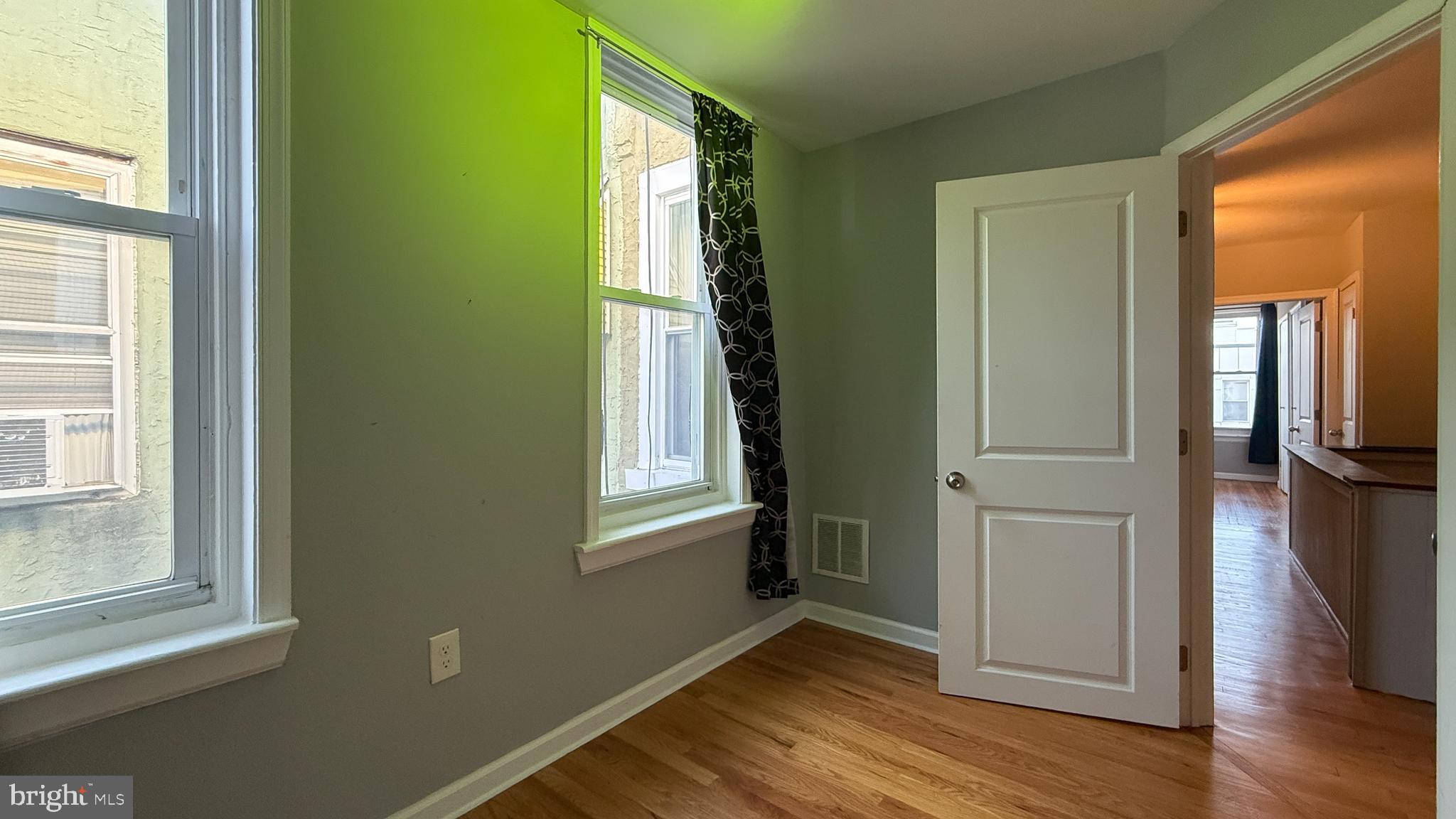 PORT RICHMOND - Residential