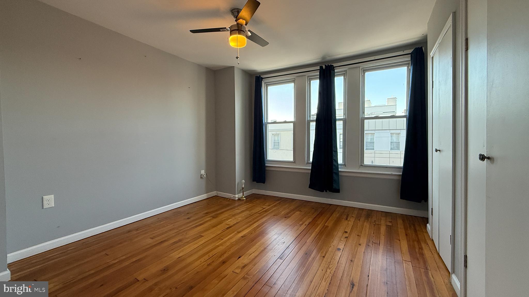 PORT RICHMOND - Residential