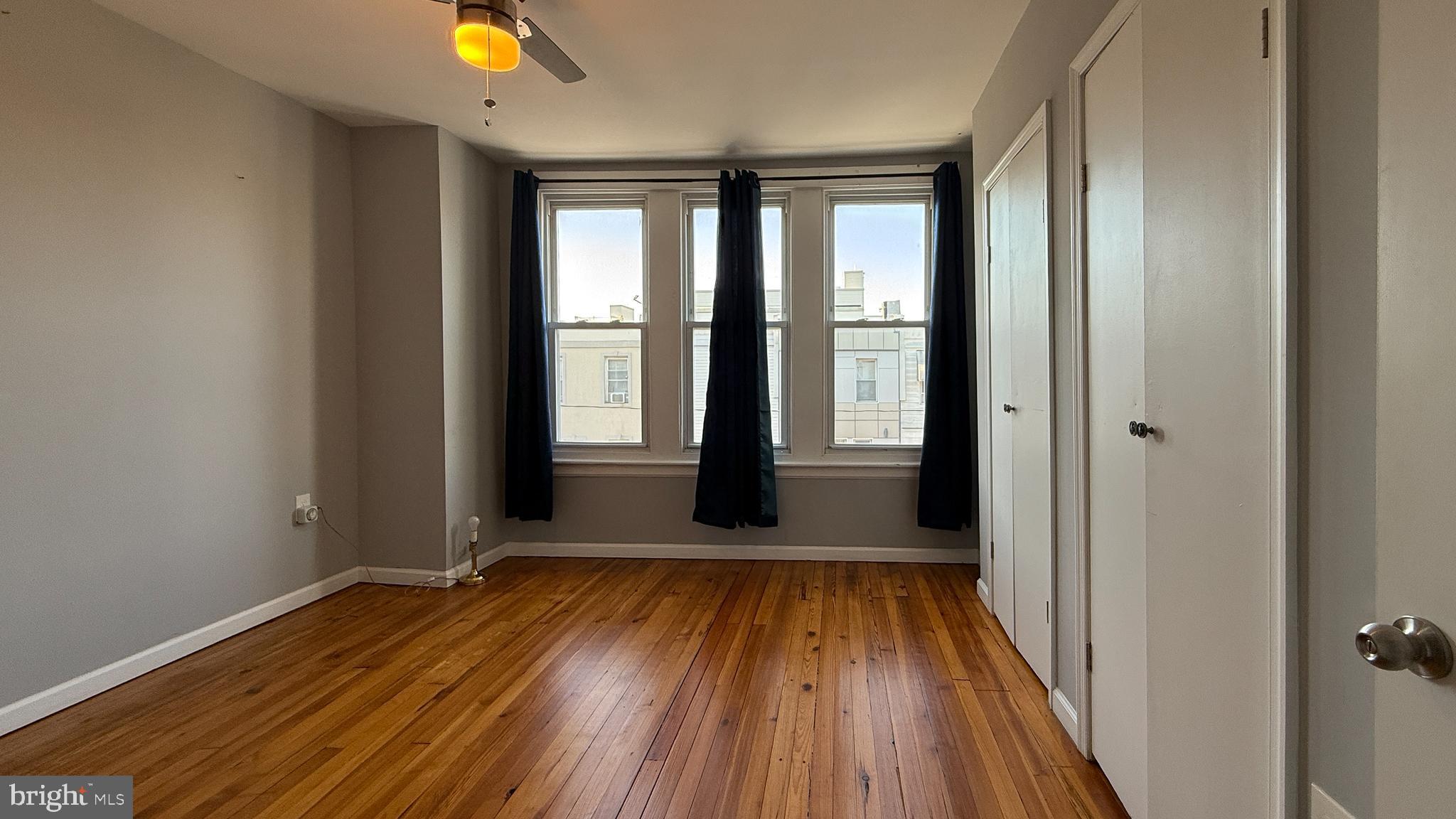 PORT RICHMOND - Residential