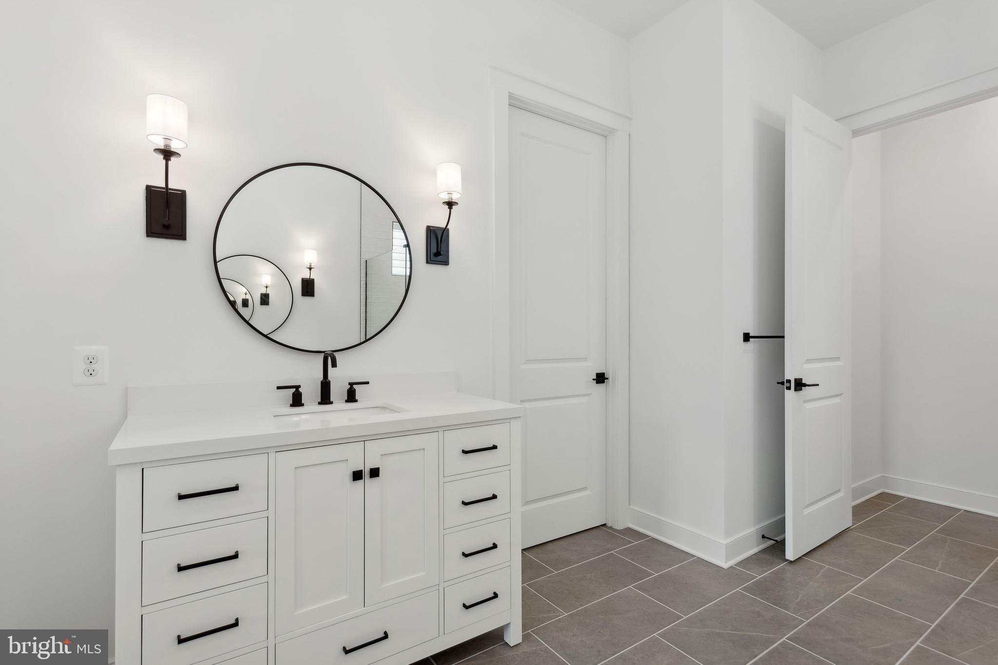 FOUR SEASONS AT KENT ISLAND - Residential