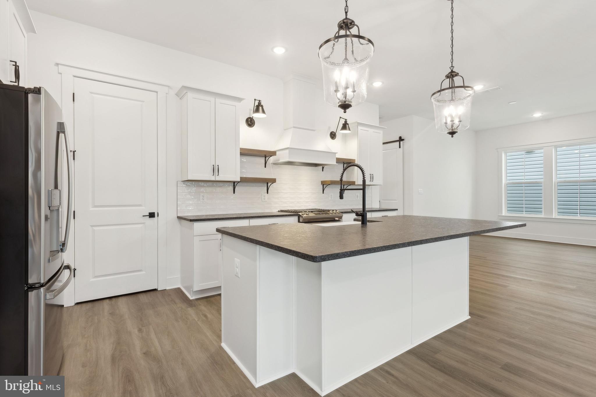 FOUR SEASONS AT KENT ISLAND - Residential