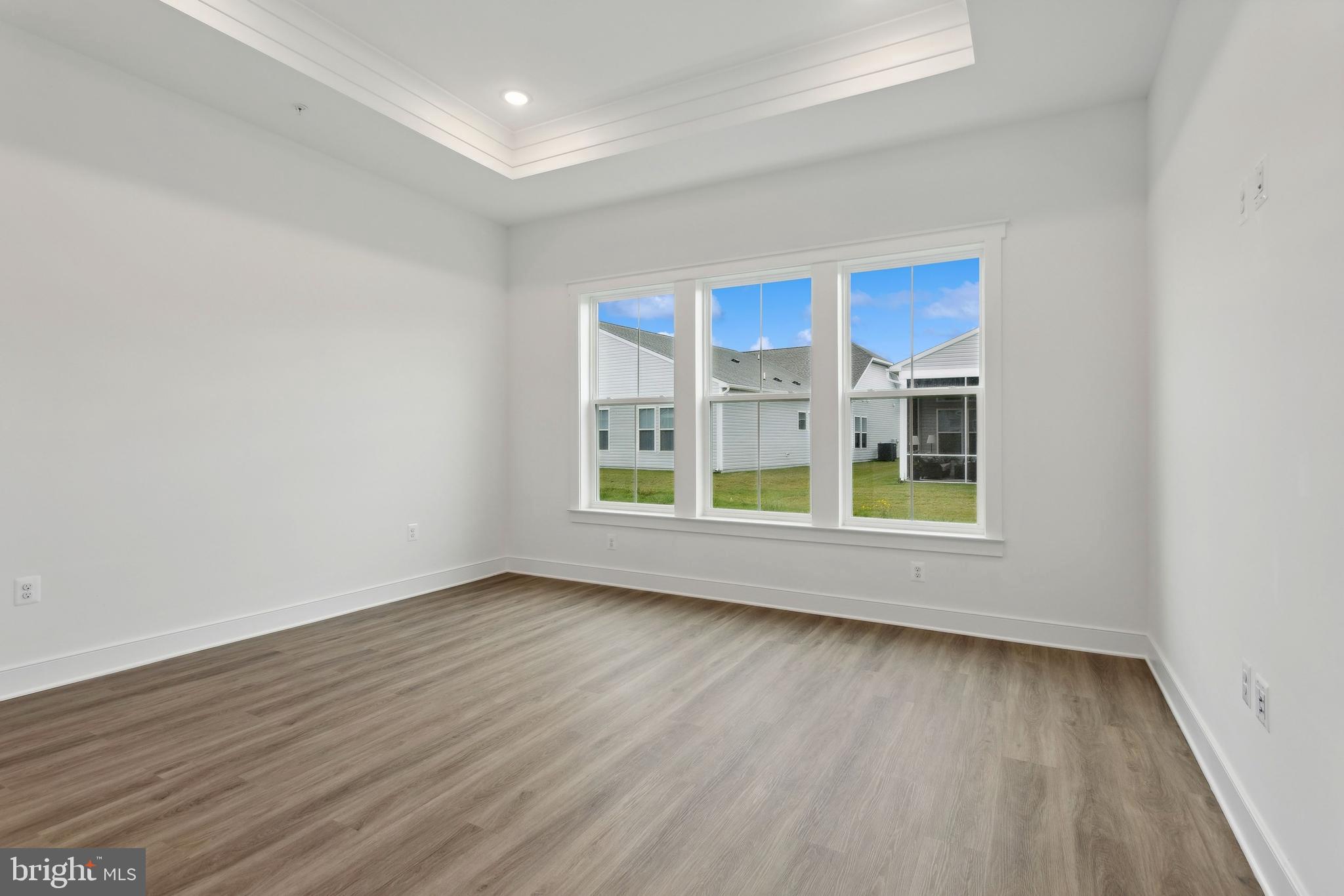 FOUR SEASONS AT KENT ISLAND - Residential