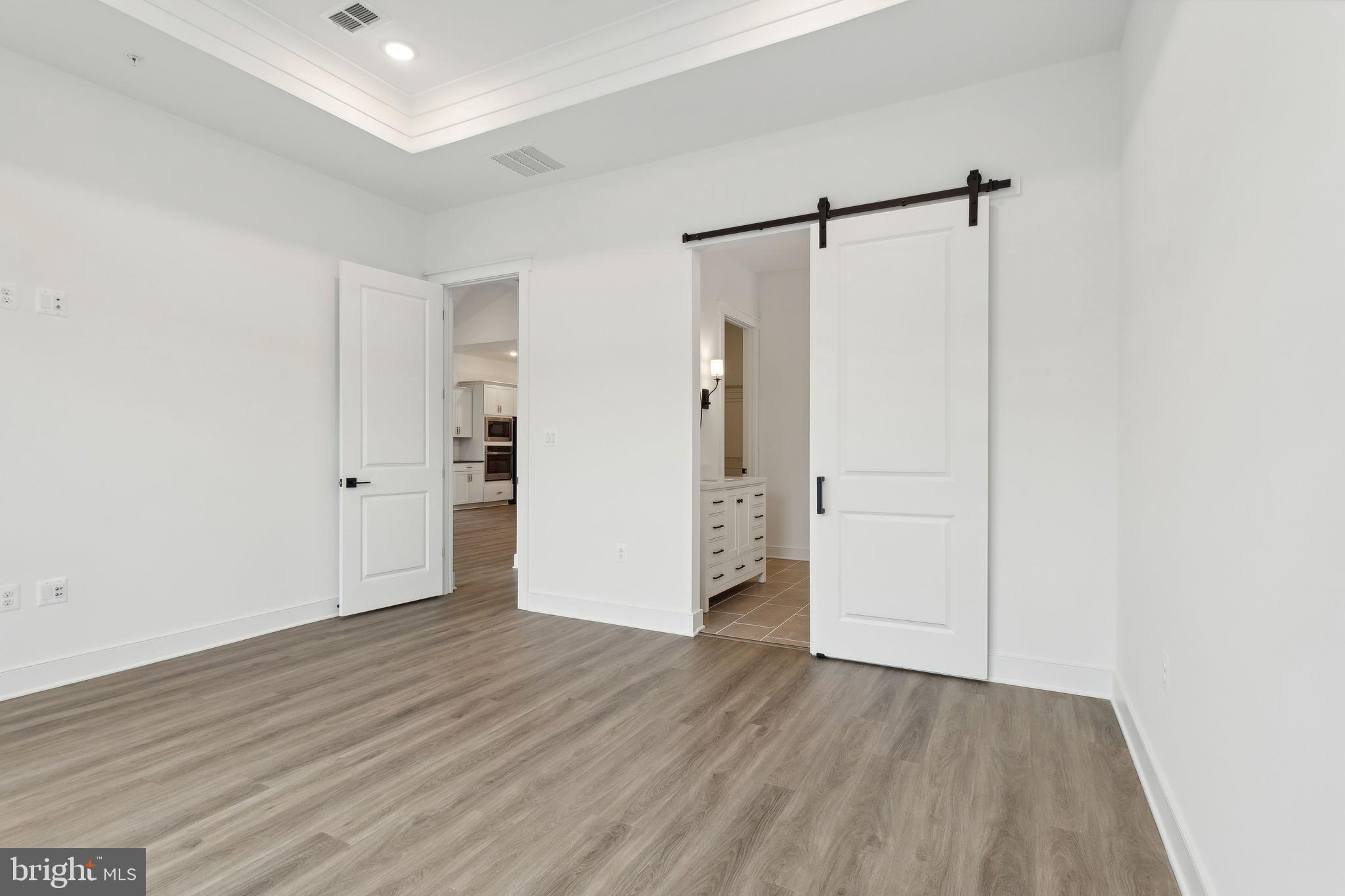 FOUR SEASONS AT KENT ISLAND - Residential