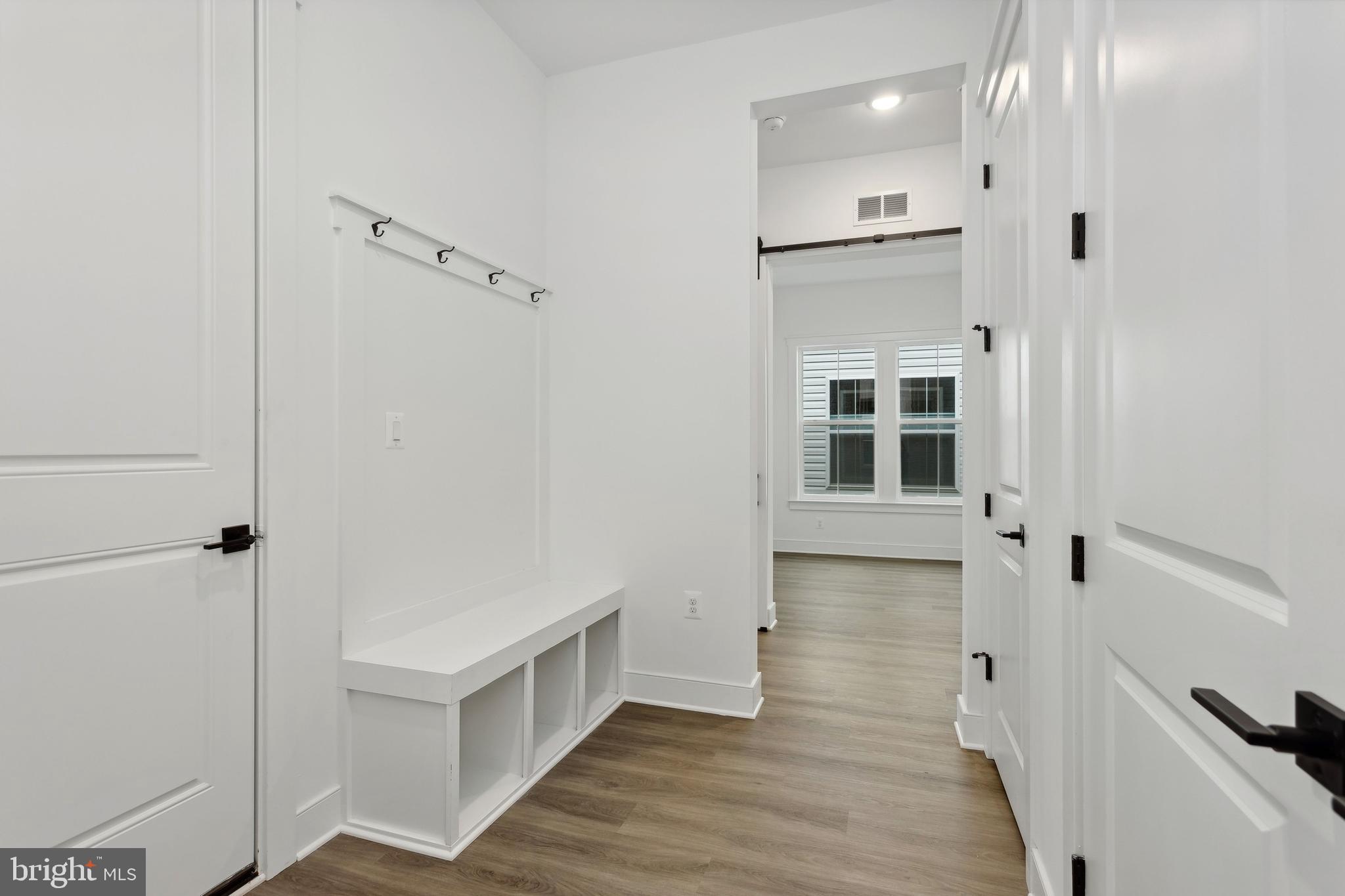 FOUR SEASONS AT KENT ISLAND - Residential