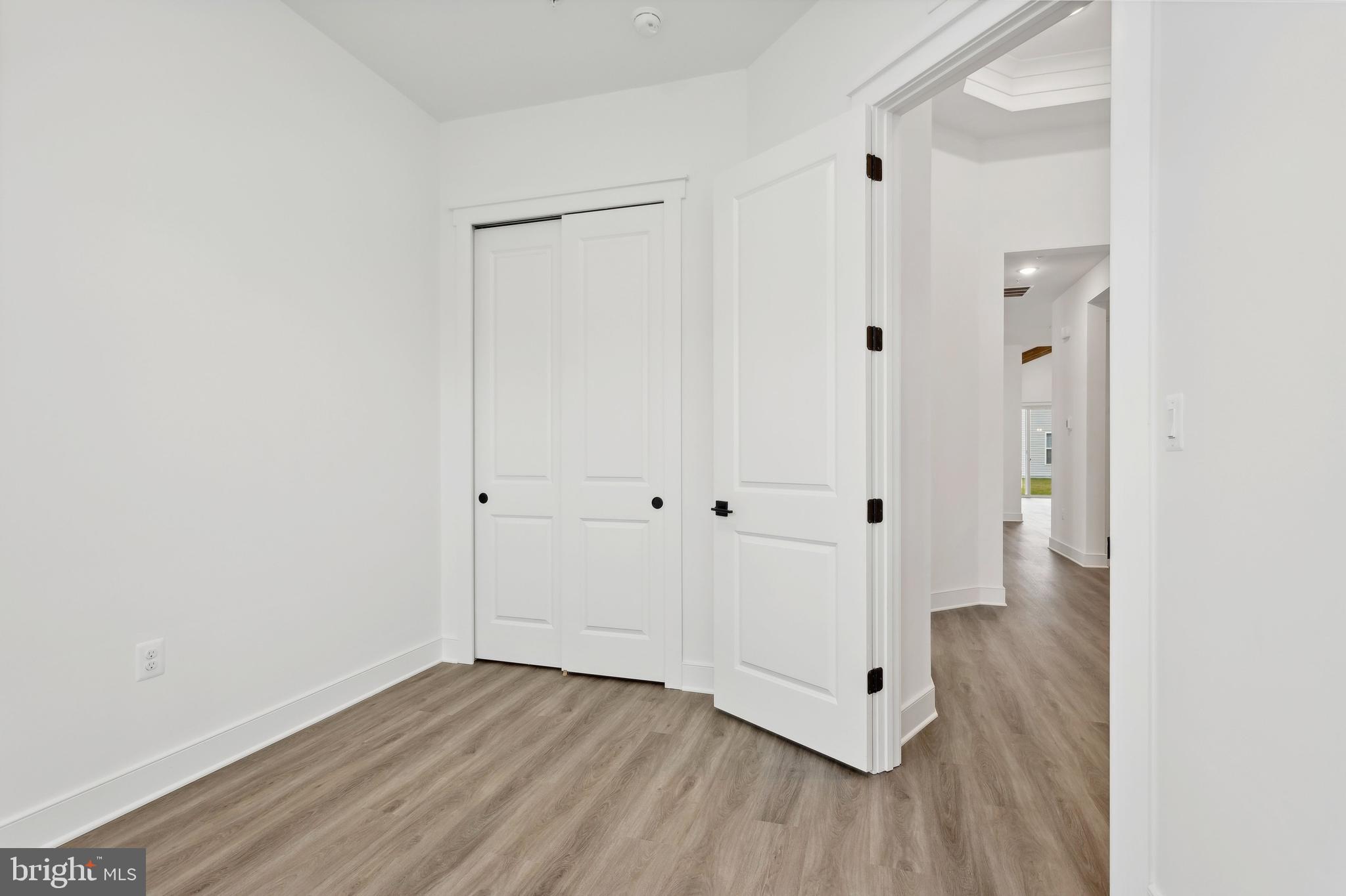 FOUR SEASONS AT KENT ISLAND - Residential