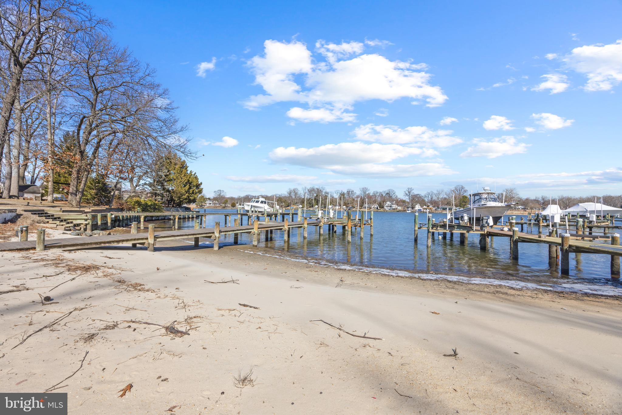 NORTH SHORE - Residential