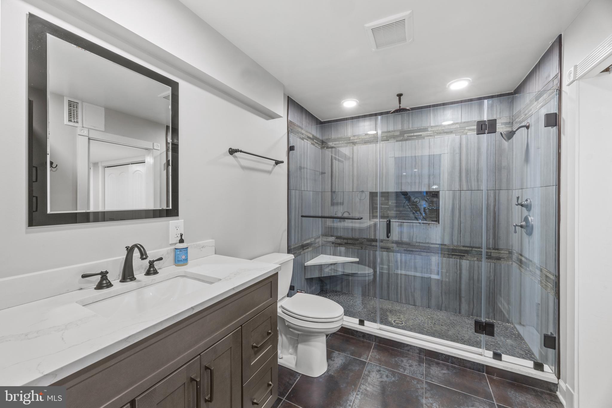 NORTH SHORE - Residential