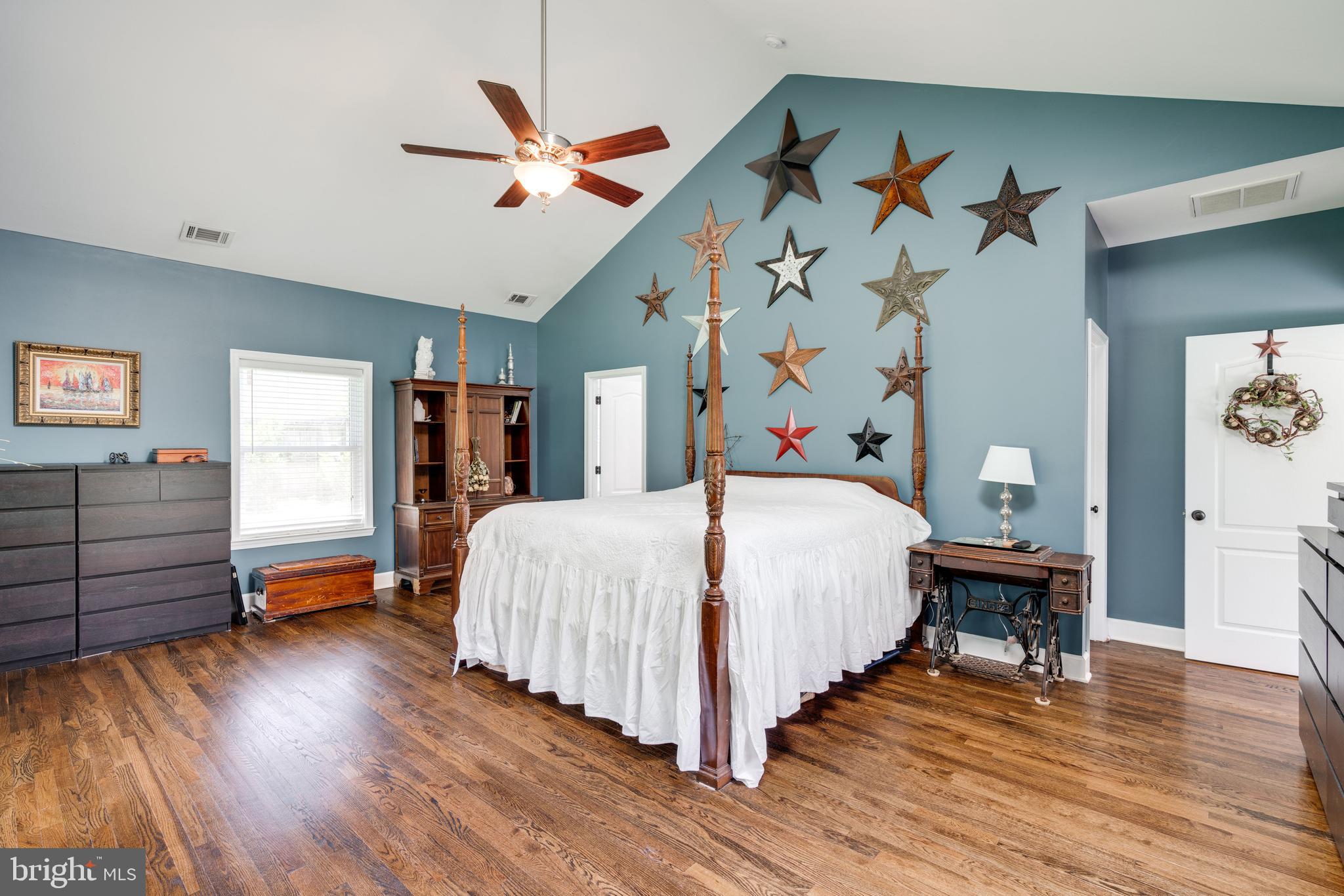 CHAPEL ACRES - Residential