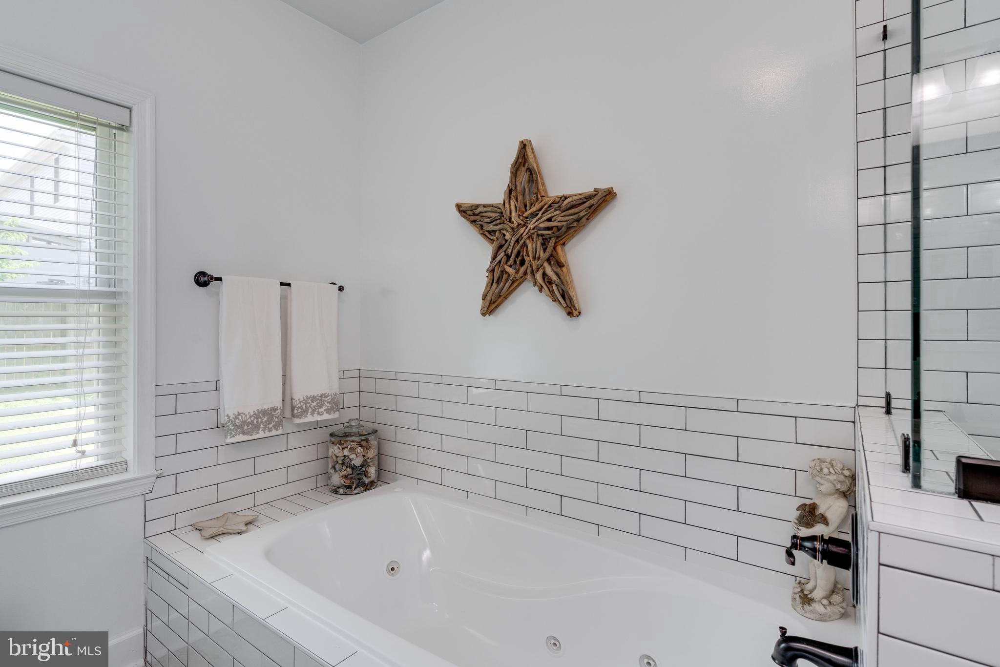 CHAPEL ACRES - Residential