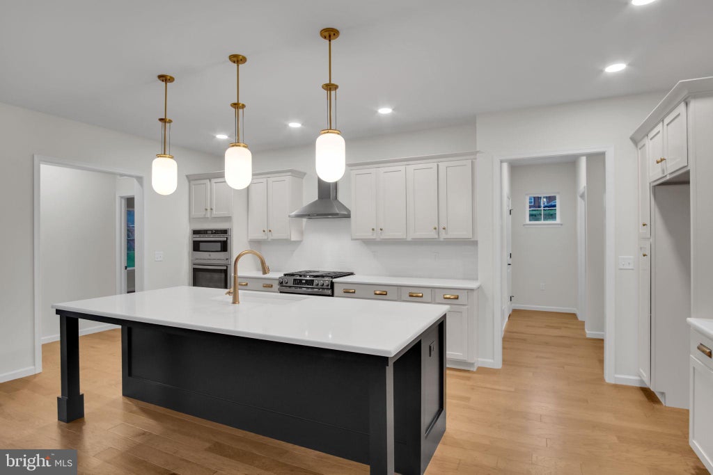 Photo of 101 Field Ln, MILLERSVILLE, PA 17551 (MLS # PALA2095318)