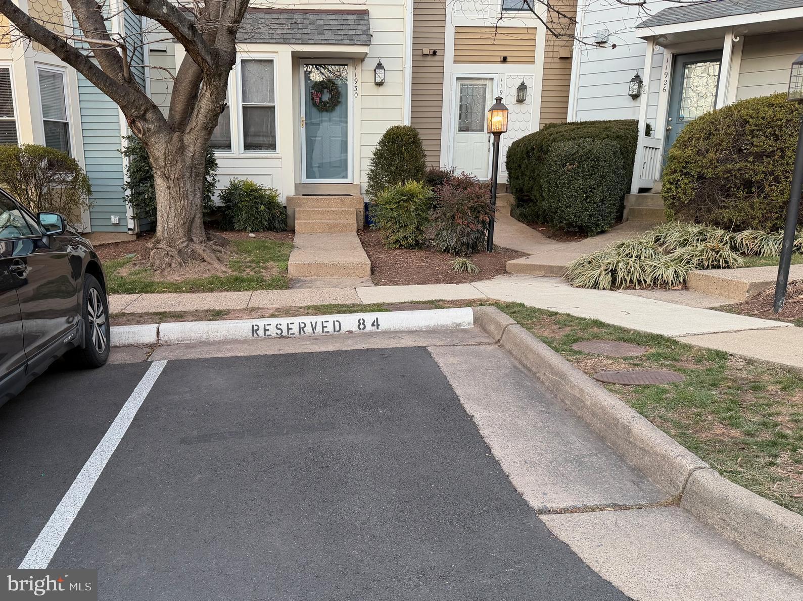 RESTON - Residential