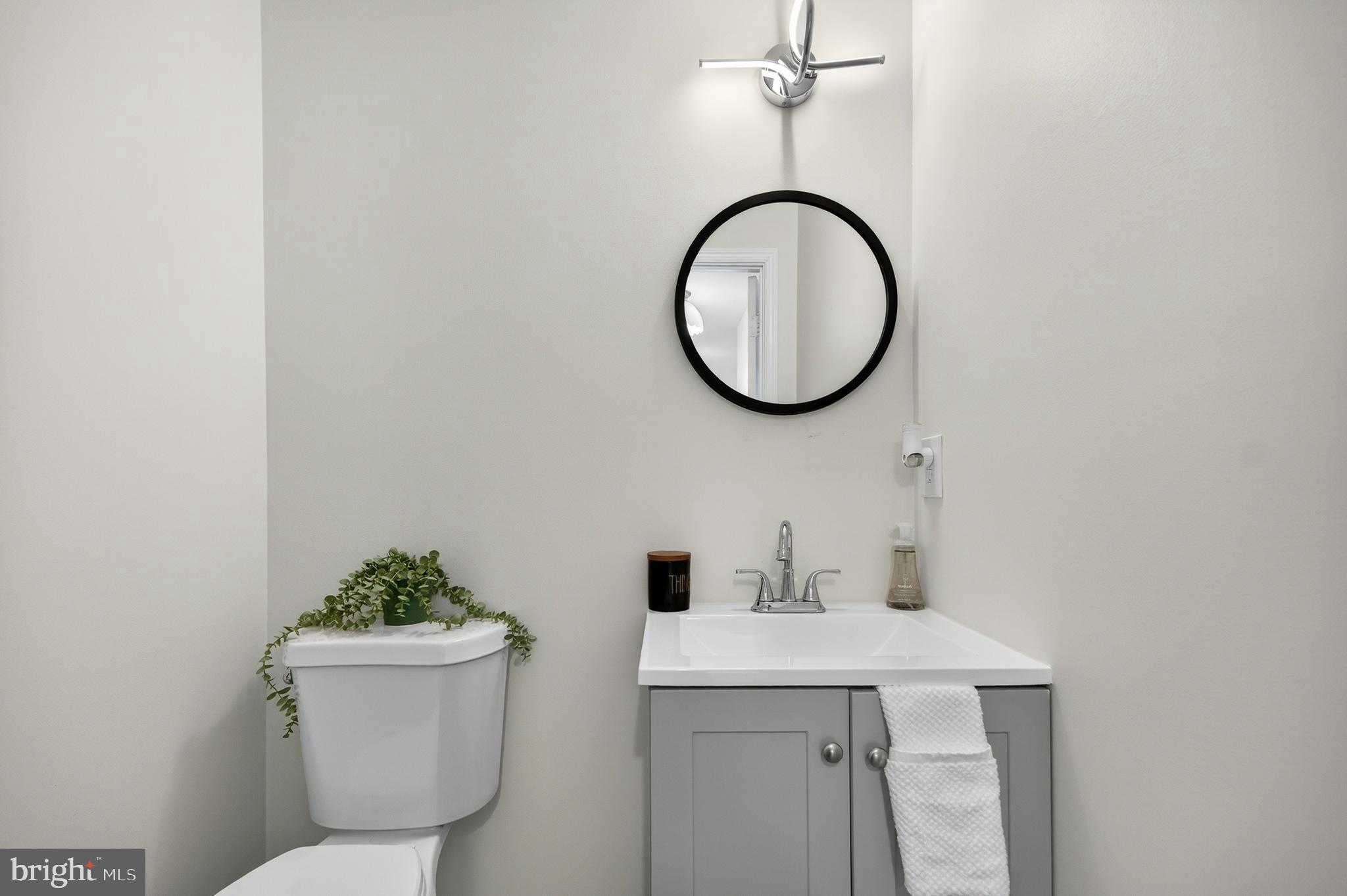 RESTON - Residential