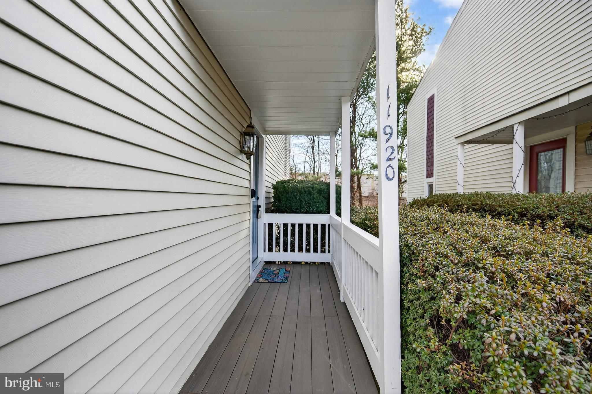 RESTON - Residential