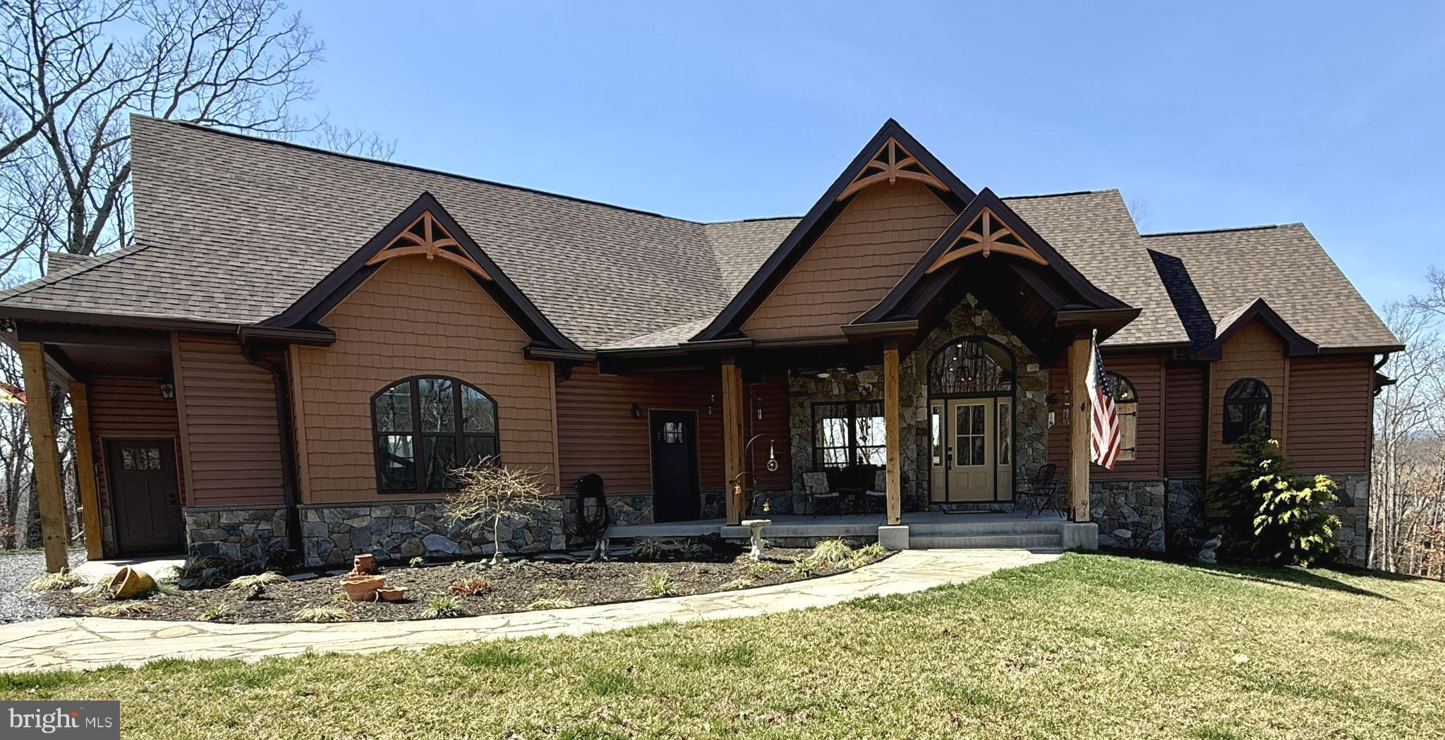 ESTATES AT LAKE JOHN - Residential