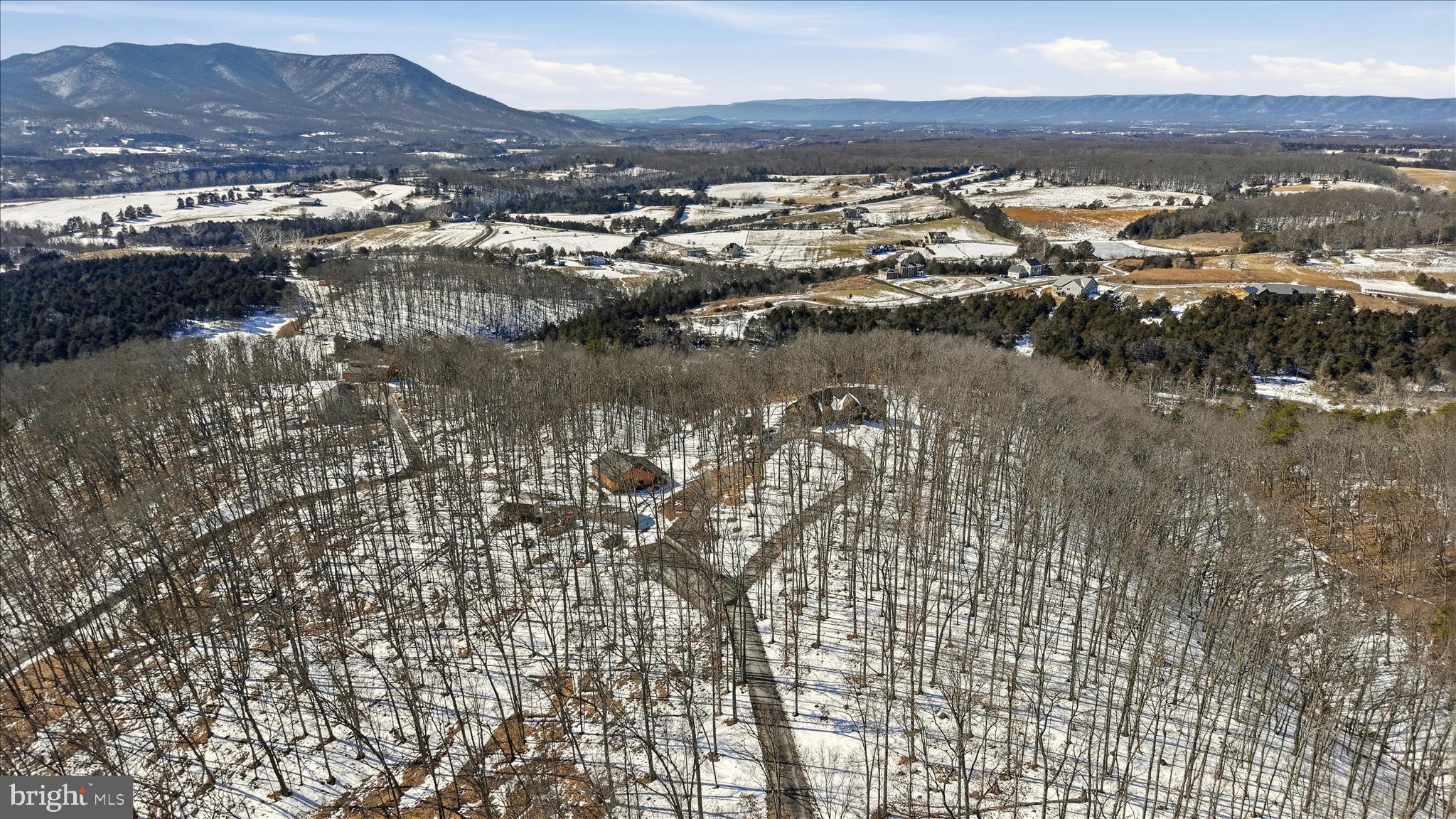 ESTATES AT LAKE JOHN - Residential