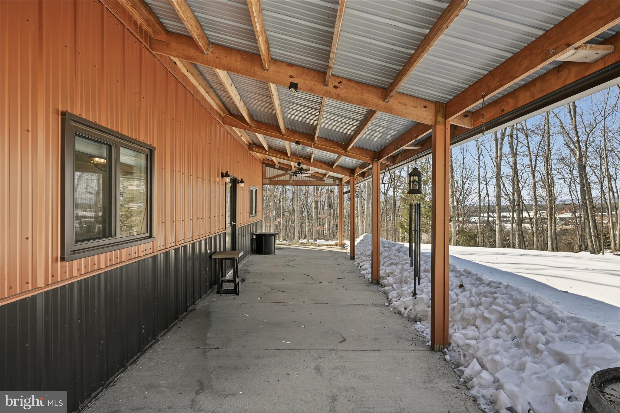 ESTATES AT LAKE JOHN - Residential