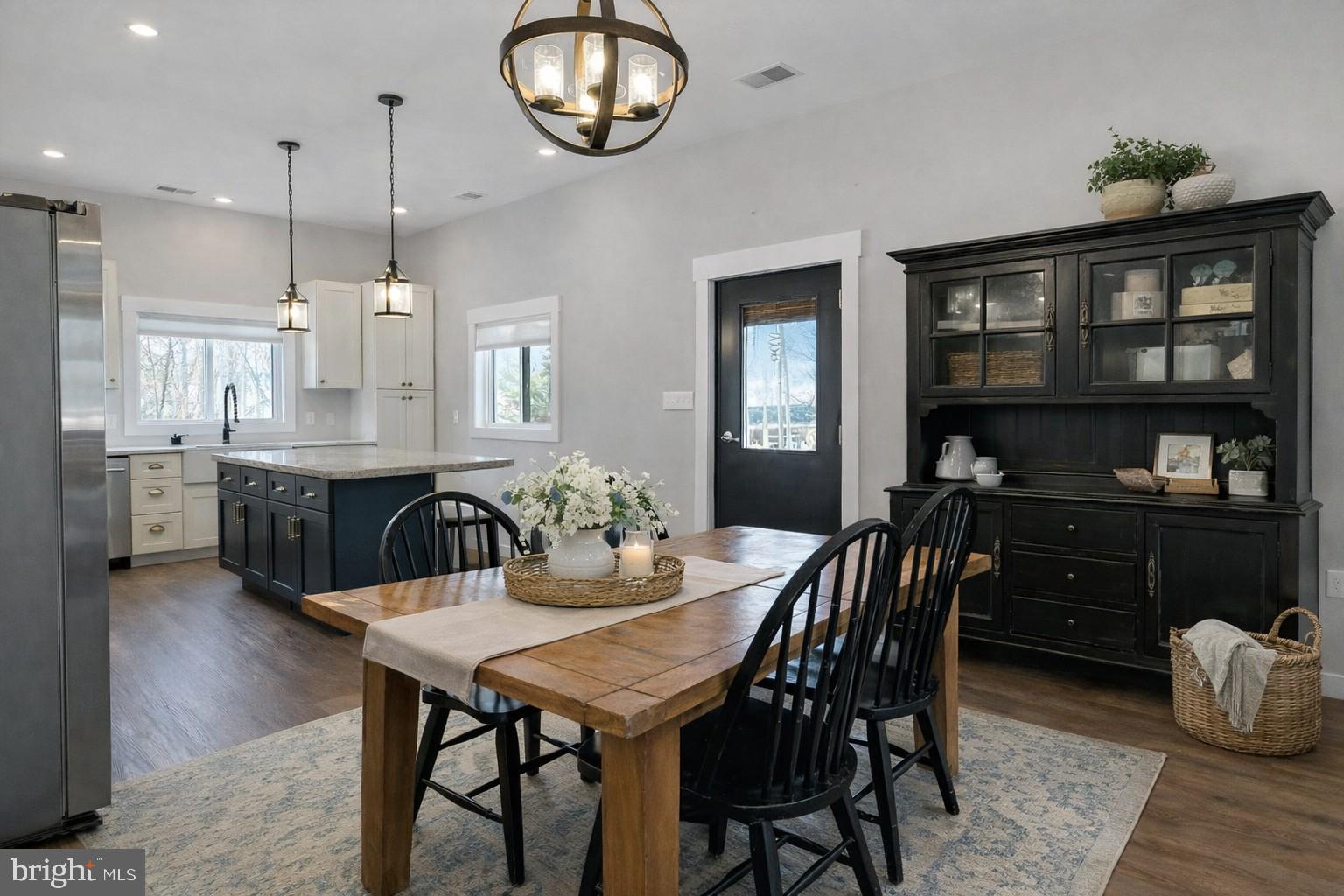 ESTATES AT LAKE JOHN - Residential