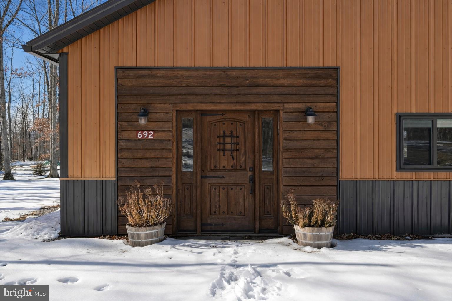 ESTATES AT LAKE JOHN - Residential