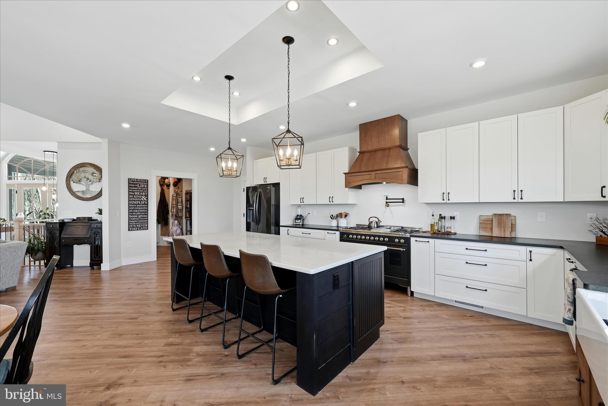 ESTATES AT LAKE JOHN - Residential