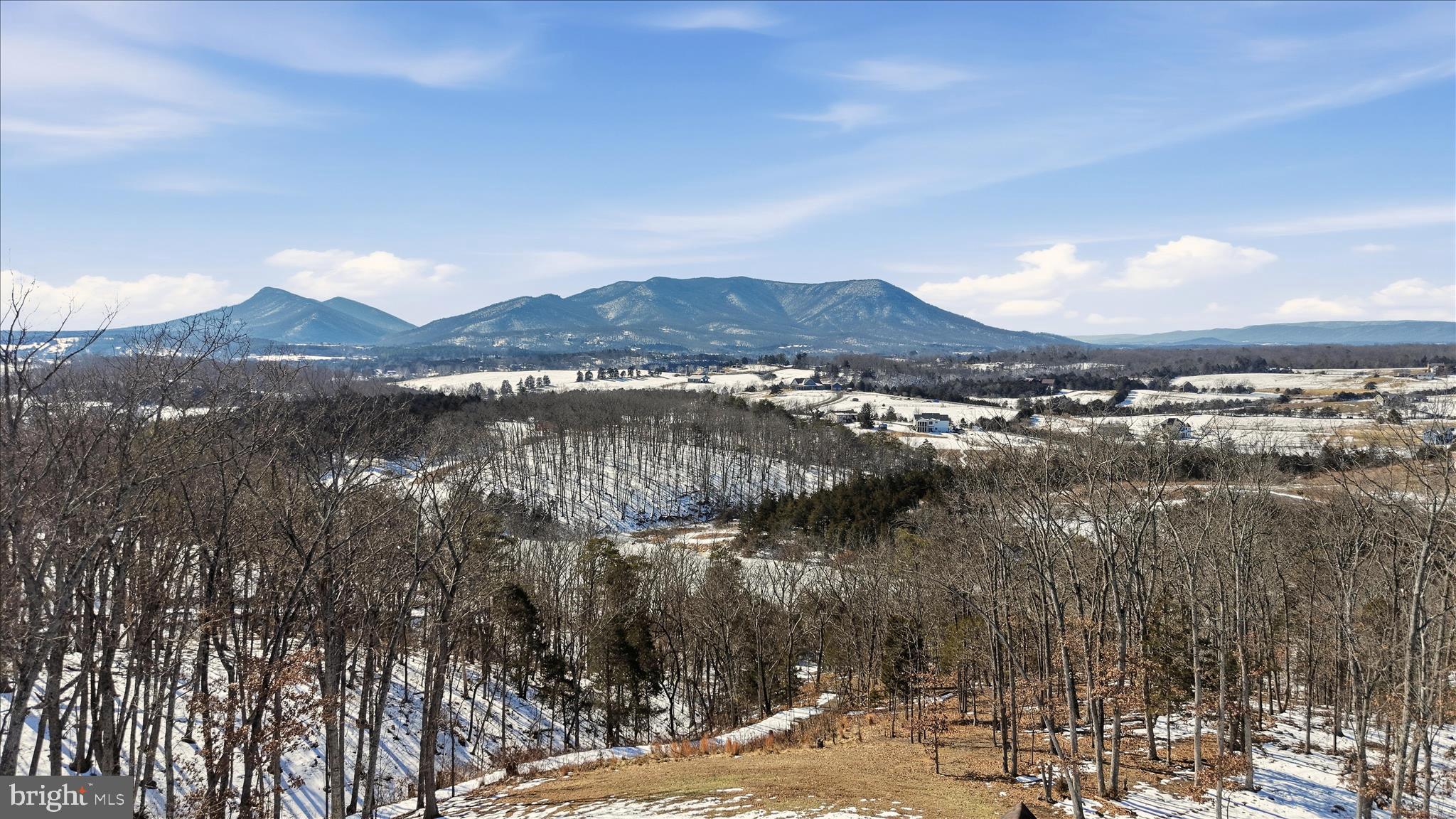 ESTATES AT LAKE JOHN - Residential