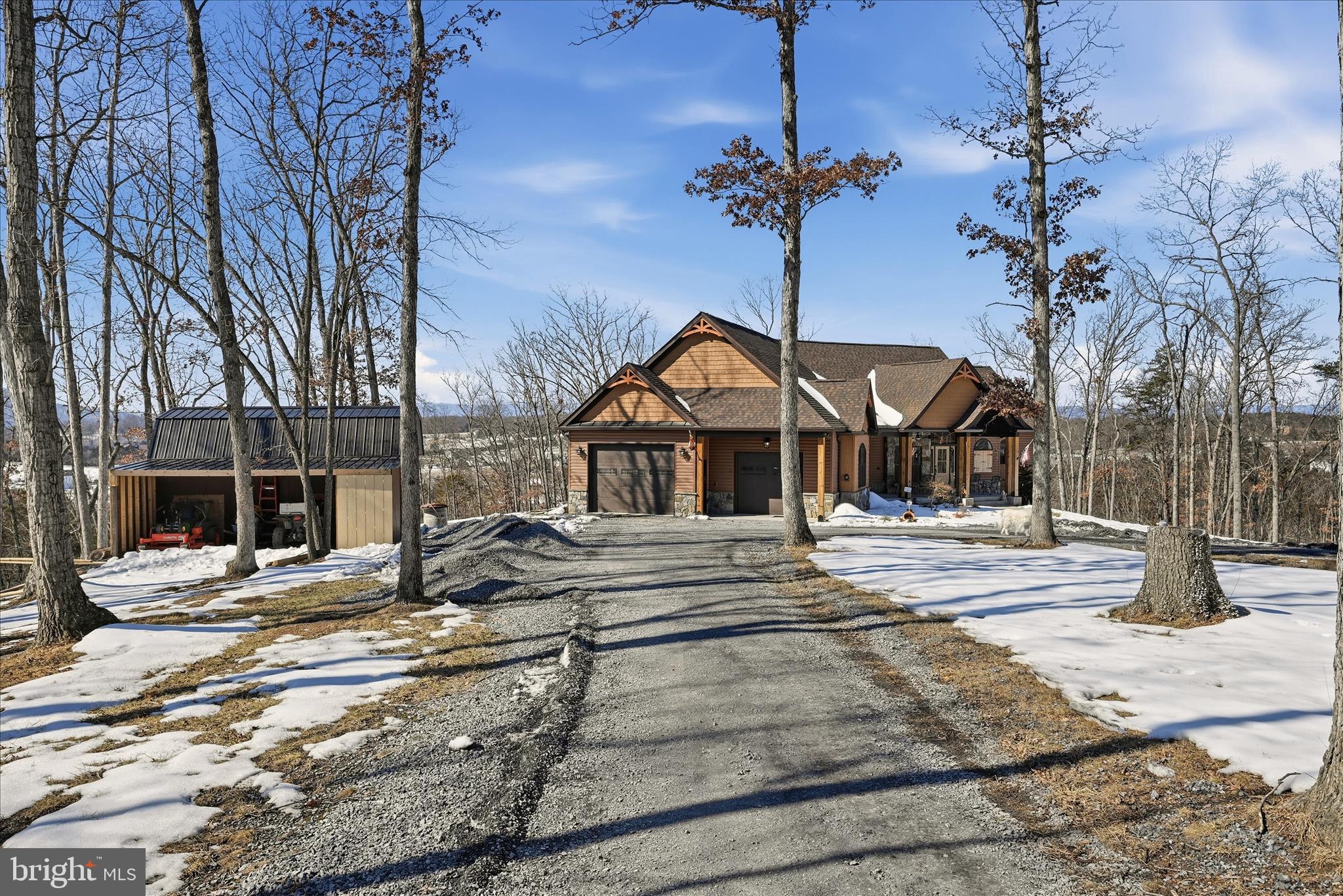 ESTATES AT LAKE JOHN - Residential