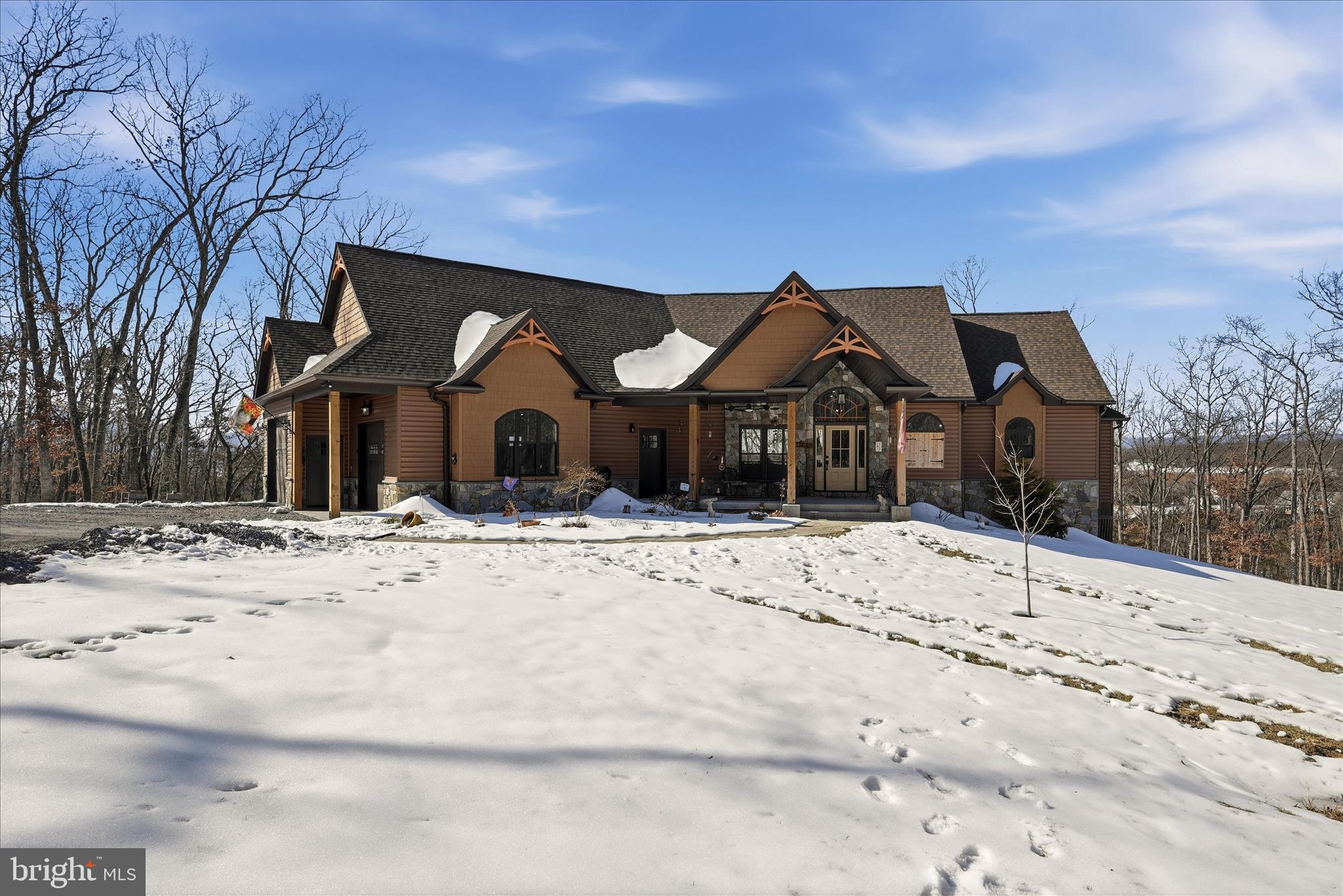 ESTATES AT LAKE JOHN - Residential