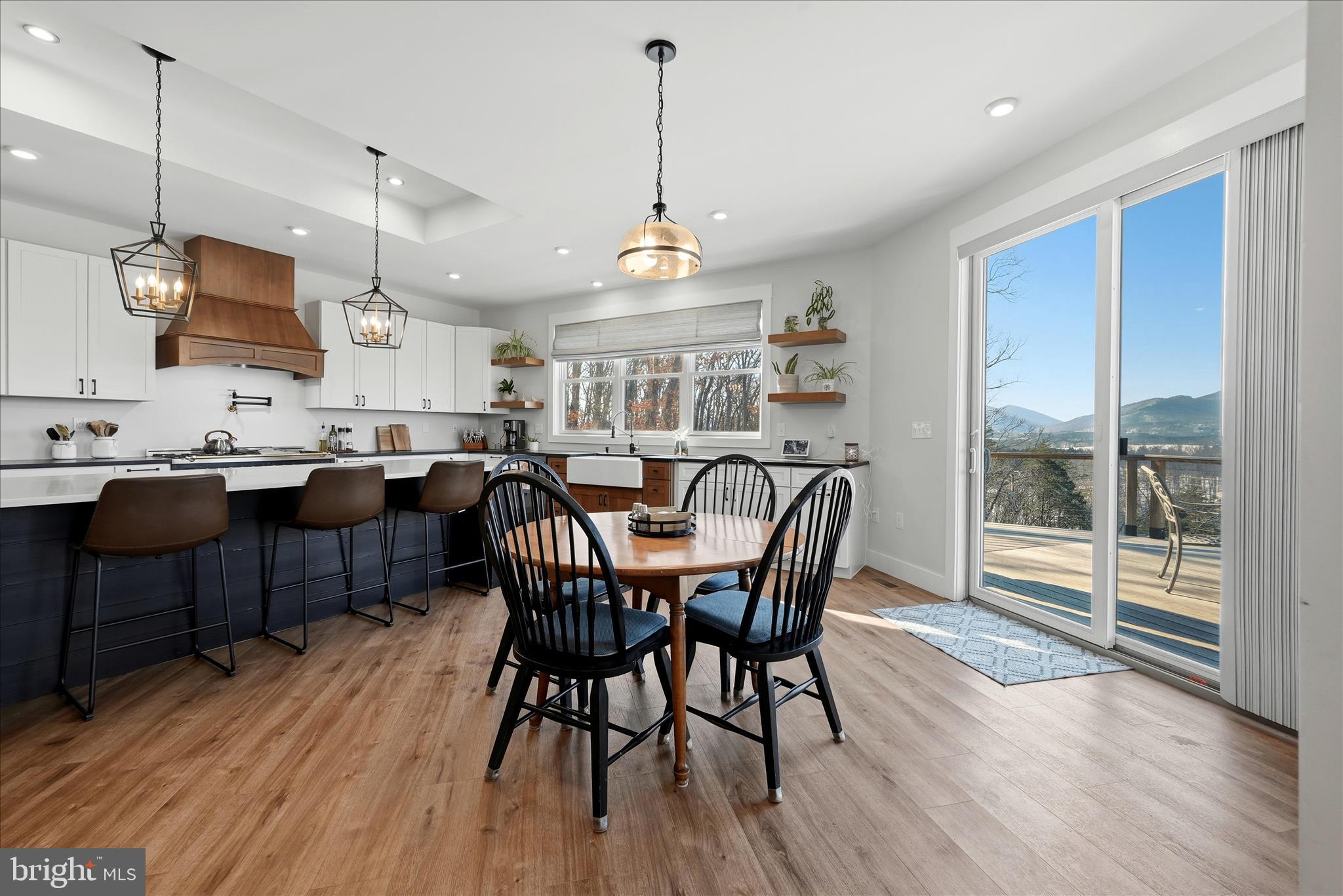 ESTATES AT LAKE JOHN - Residential