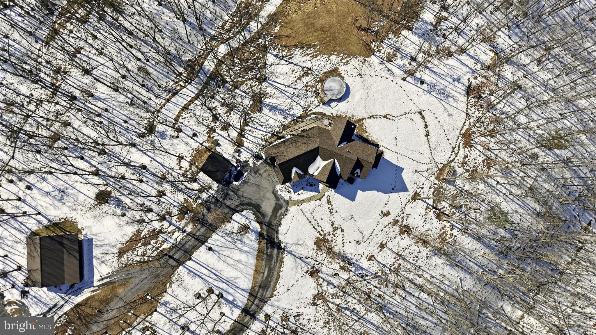 ESTATES AT LAKE JOHN - Residential