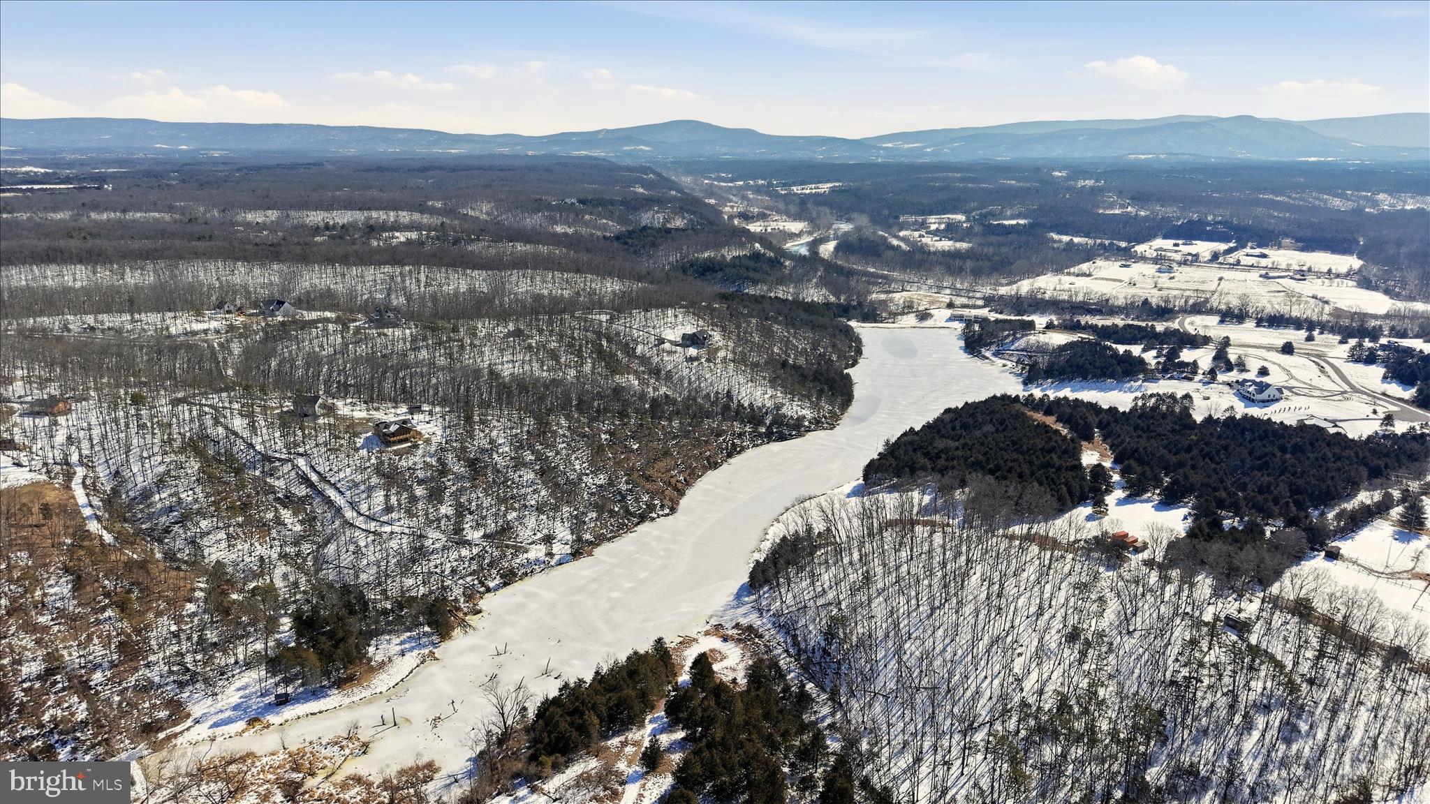 ESTATES AT LAKE JOHN - Residential