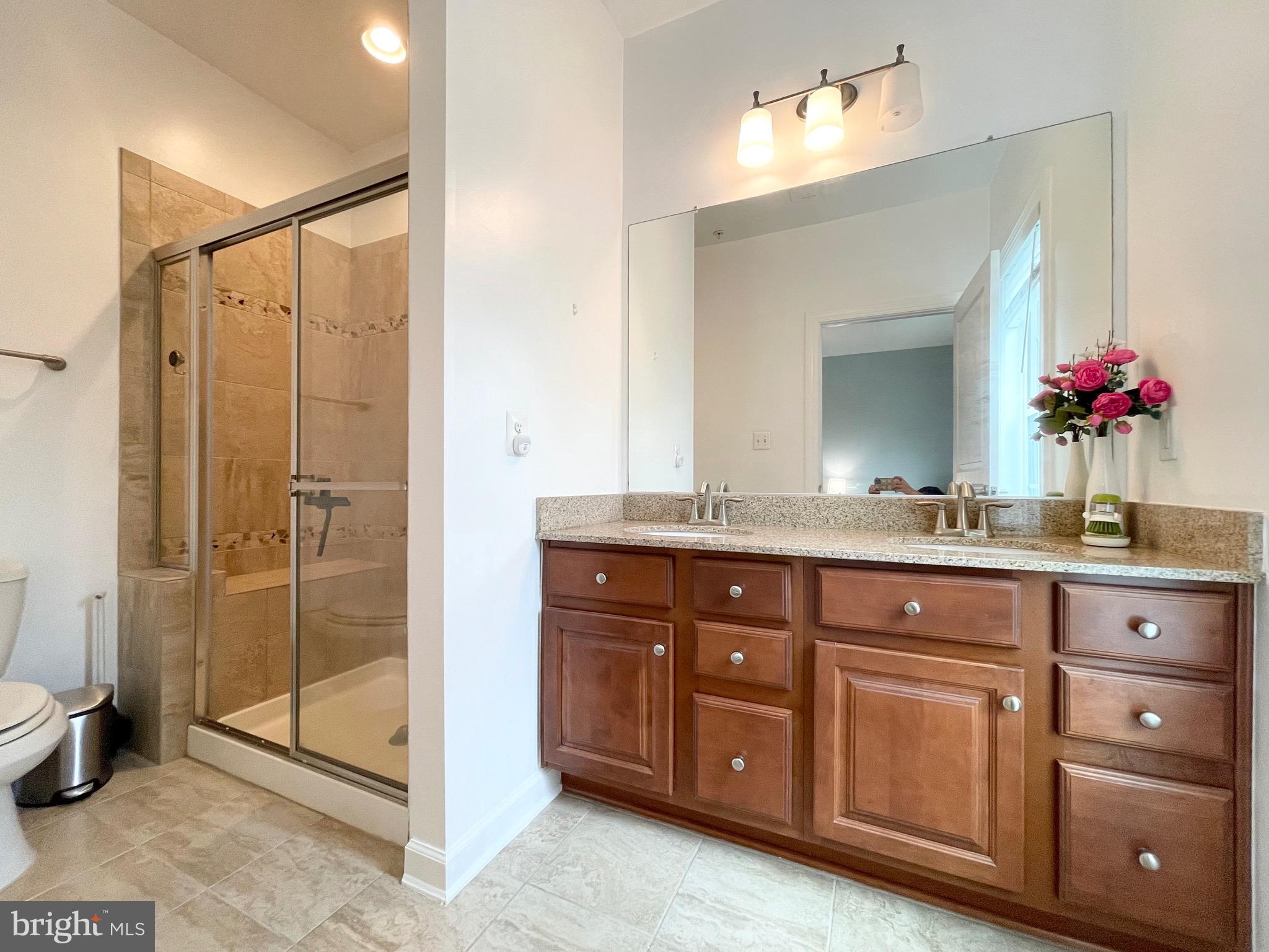 VILLAGES OF URBANA - Residential Lease