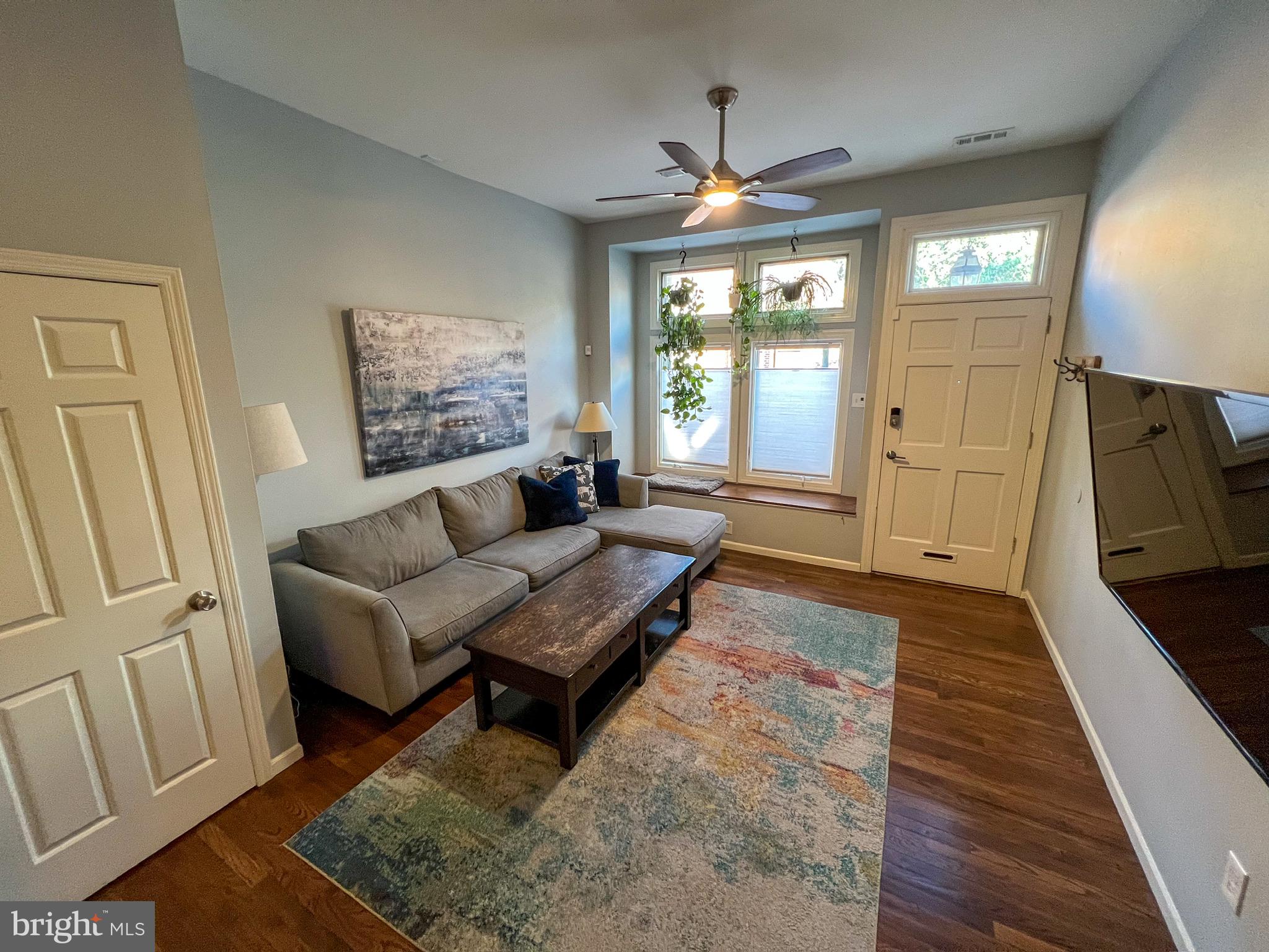 HAWTHORNE - Residential Lease