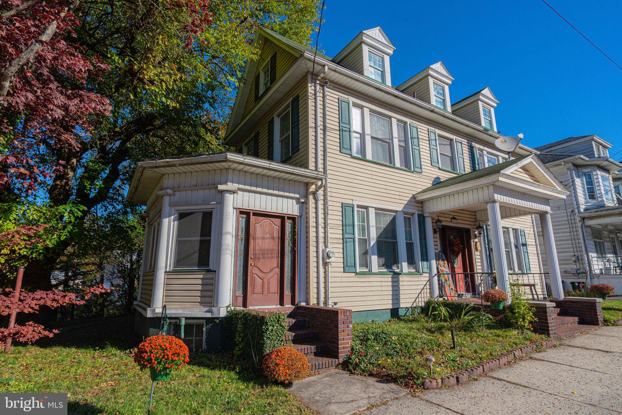 EAST END - Residential