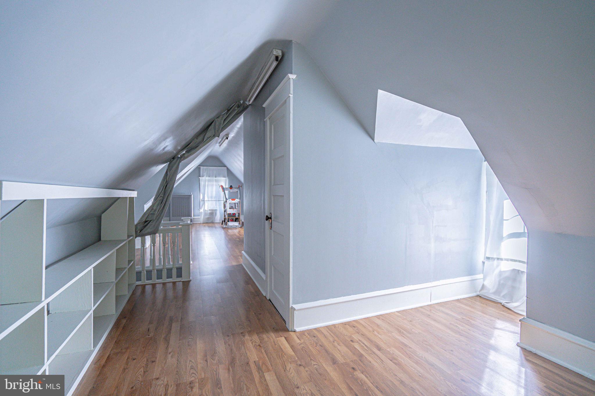 EAST END - Residential