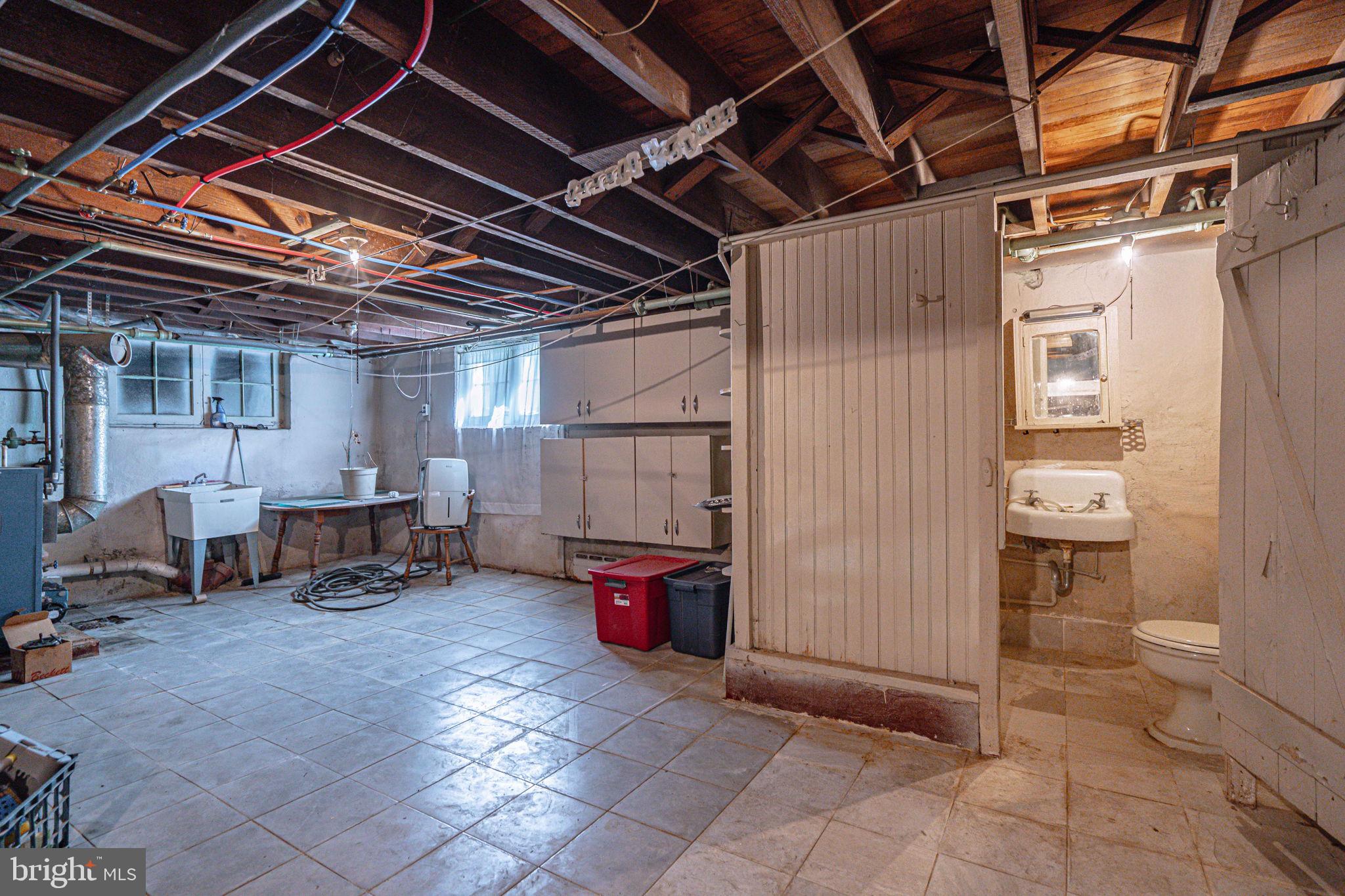 EAST END - Residential