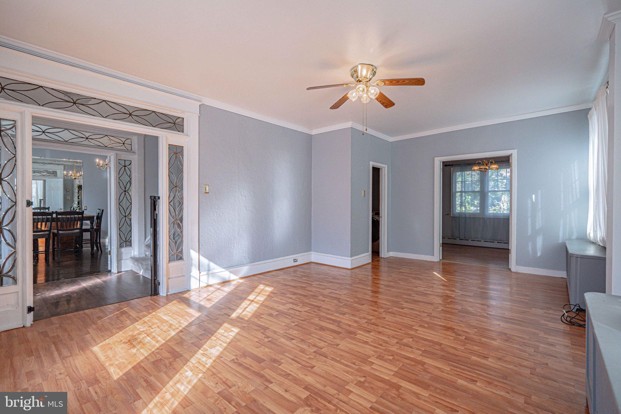 EAST END - Residential