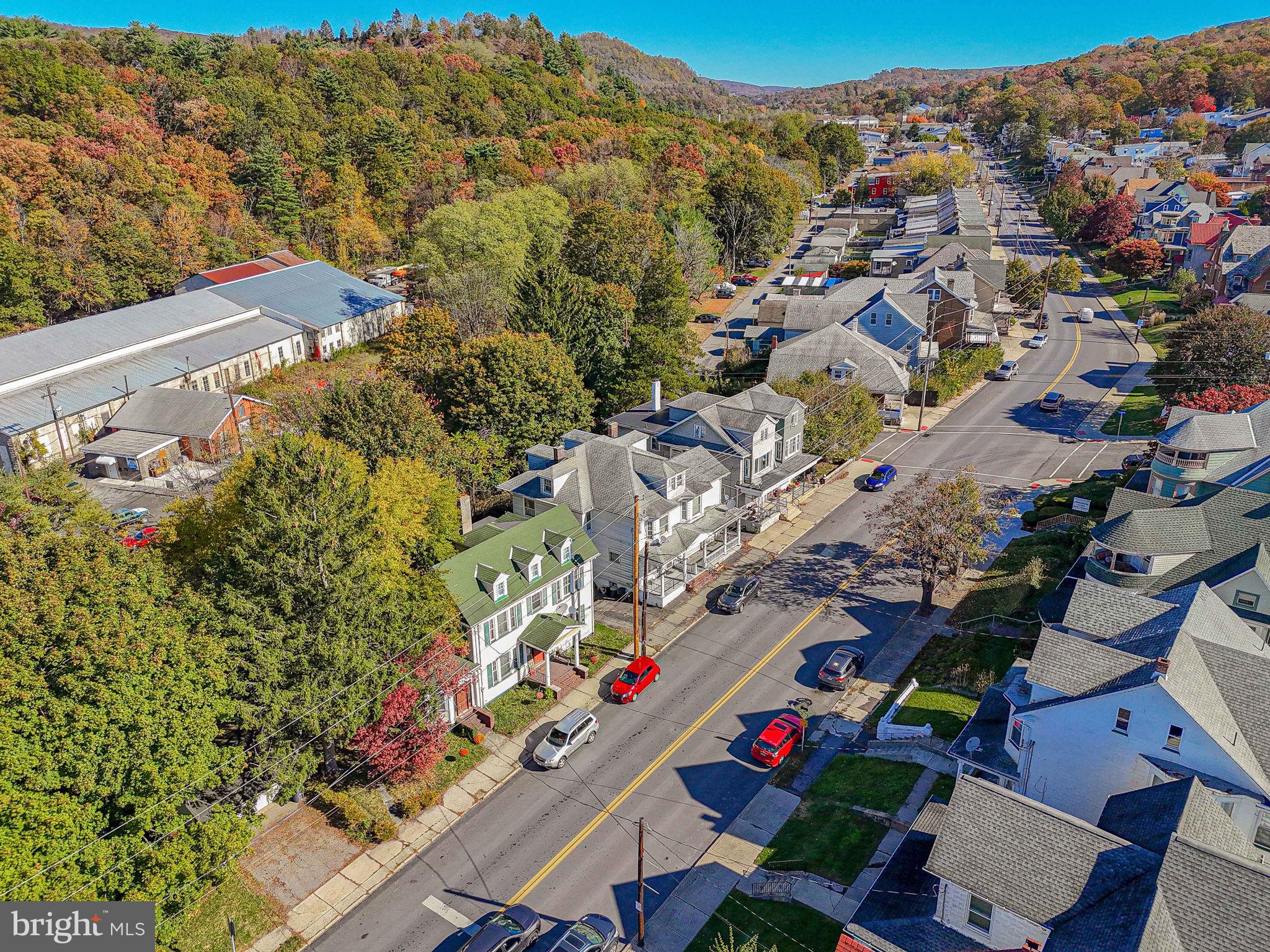 EAST END - Residential