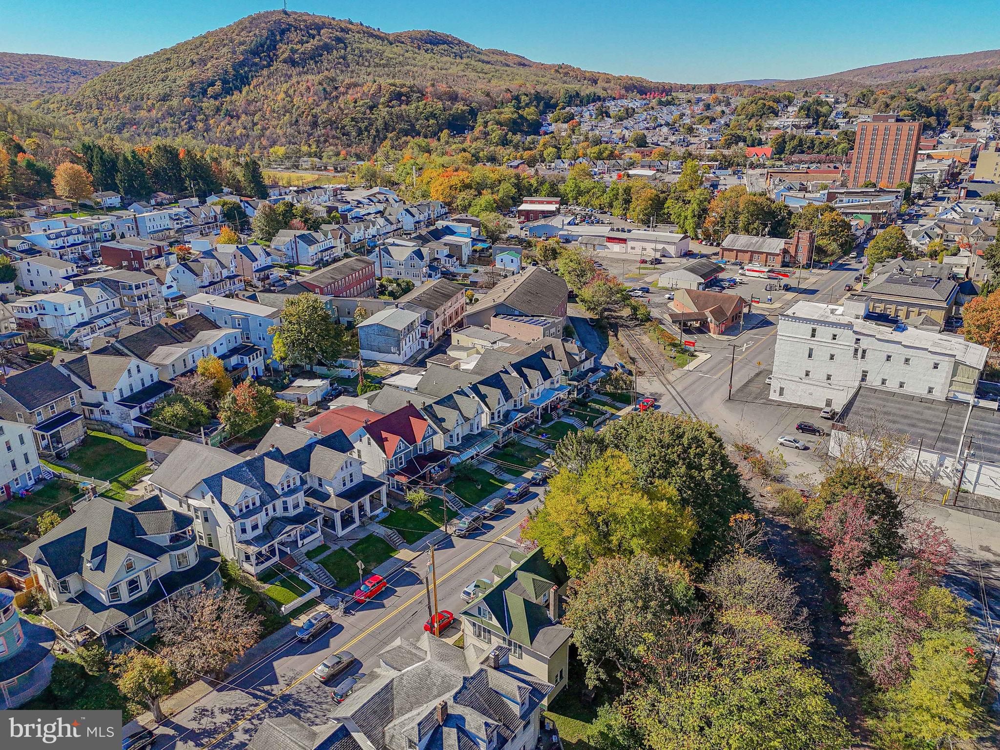 EAST END - Residential