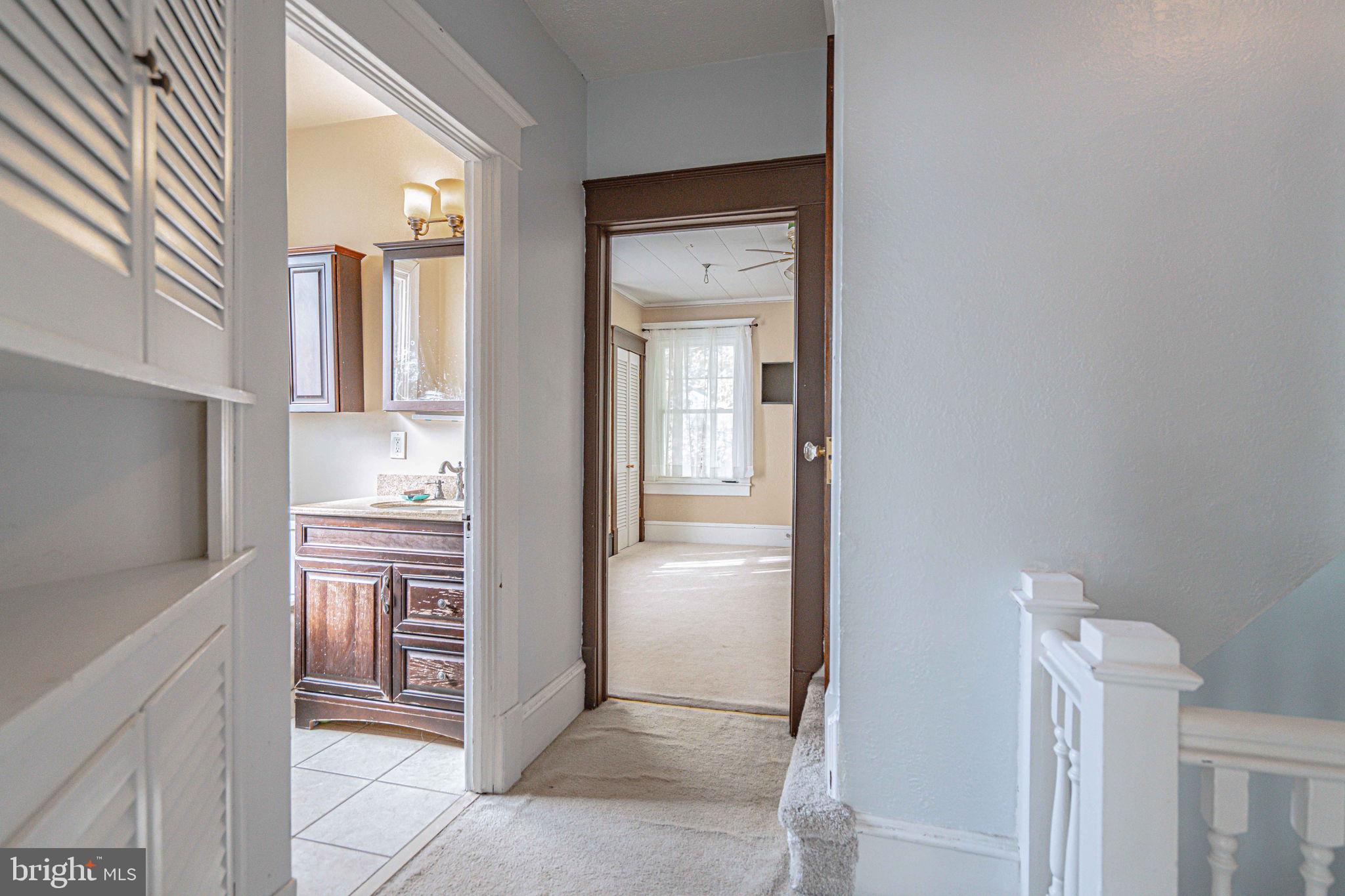 EAST END - Residential