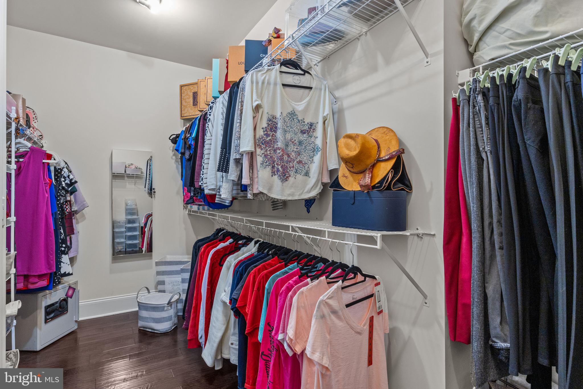 THE ENCLAVE AT UPPER - Residential