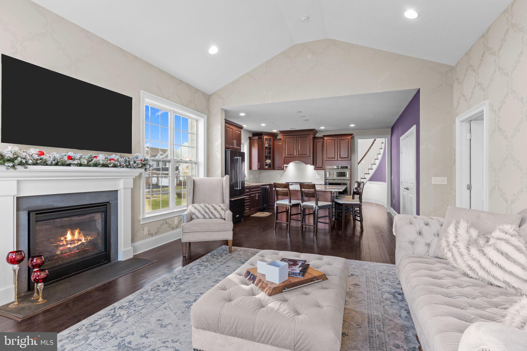 THE ENCLAVE AT UPPER - Residential