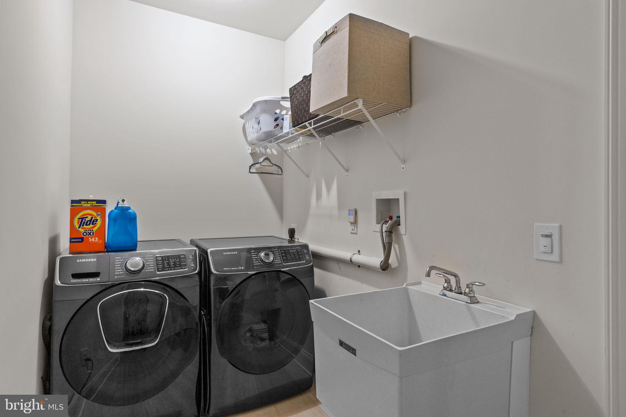 THE ENCLAVE AT UPPER - Residential