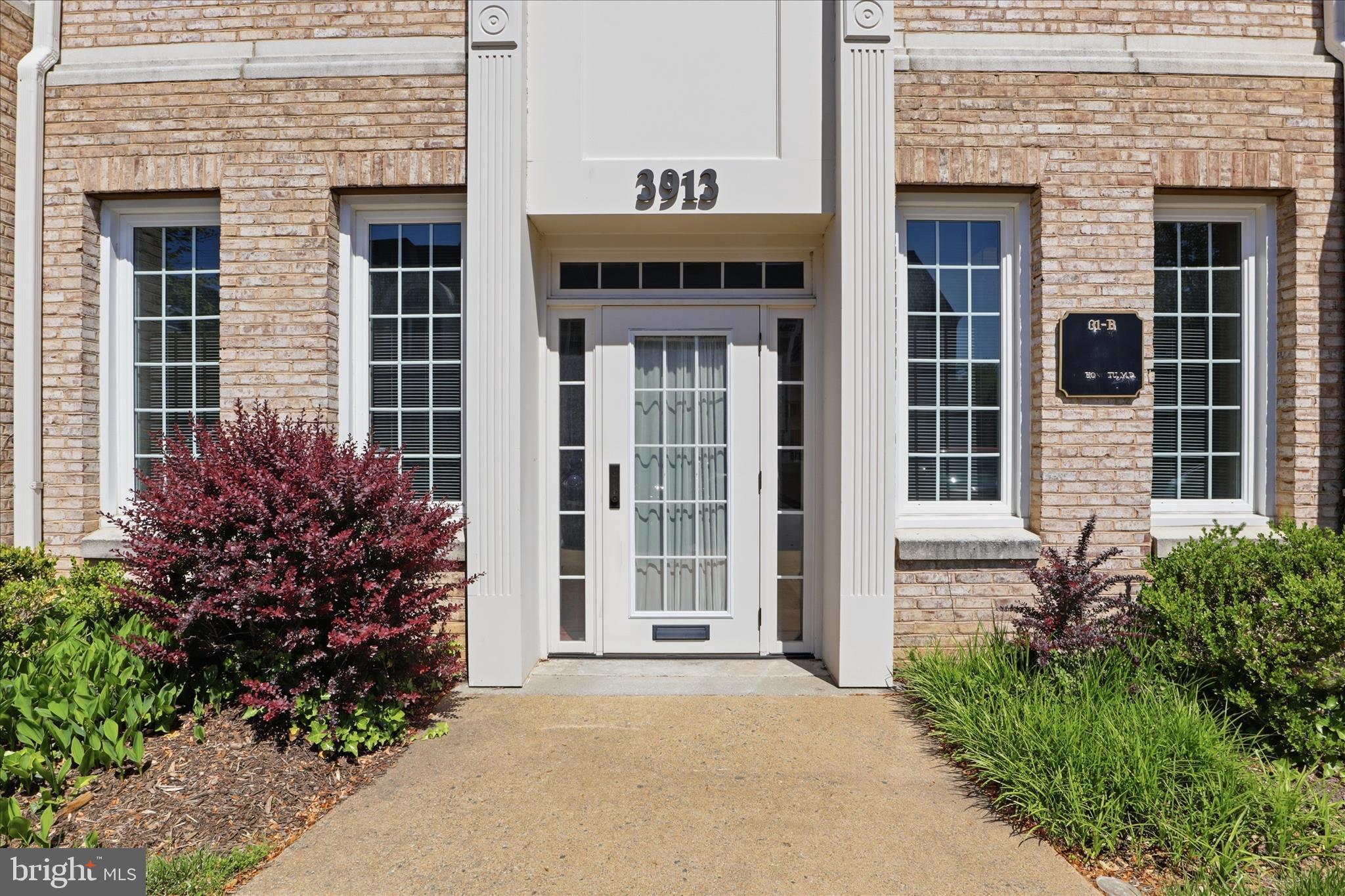 3913 BLENHEIM BOULEVARD 31B