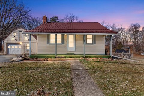 68 GAMBERS CORNER ROAD DUNCANNON PA 17020