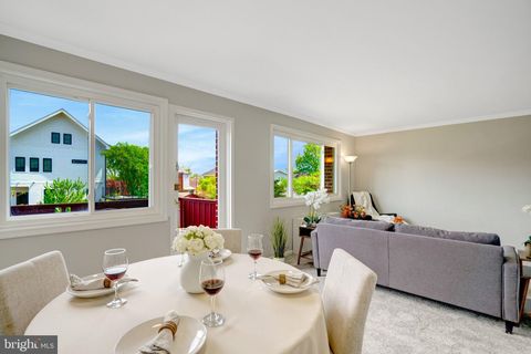 Photo of 1830 Columbia Pike #107, ARLINGTON, VA 22204 (MLS # VAAR2068202)