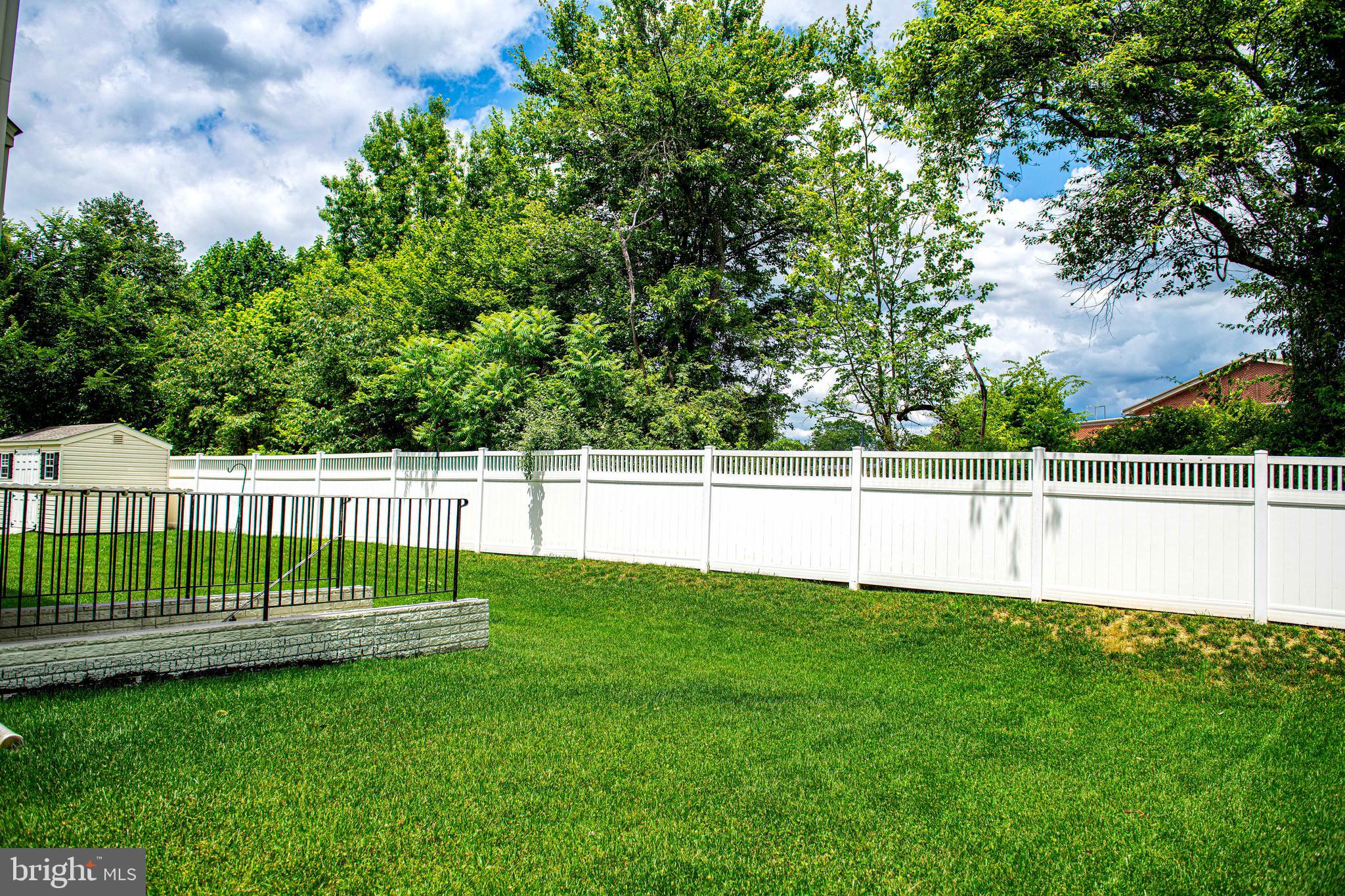 VINCENT FARM - Residential Lease