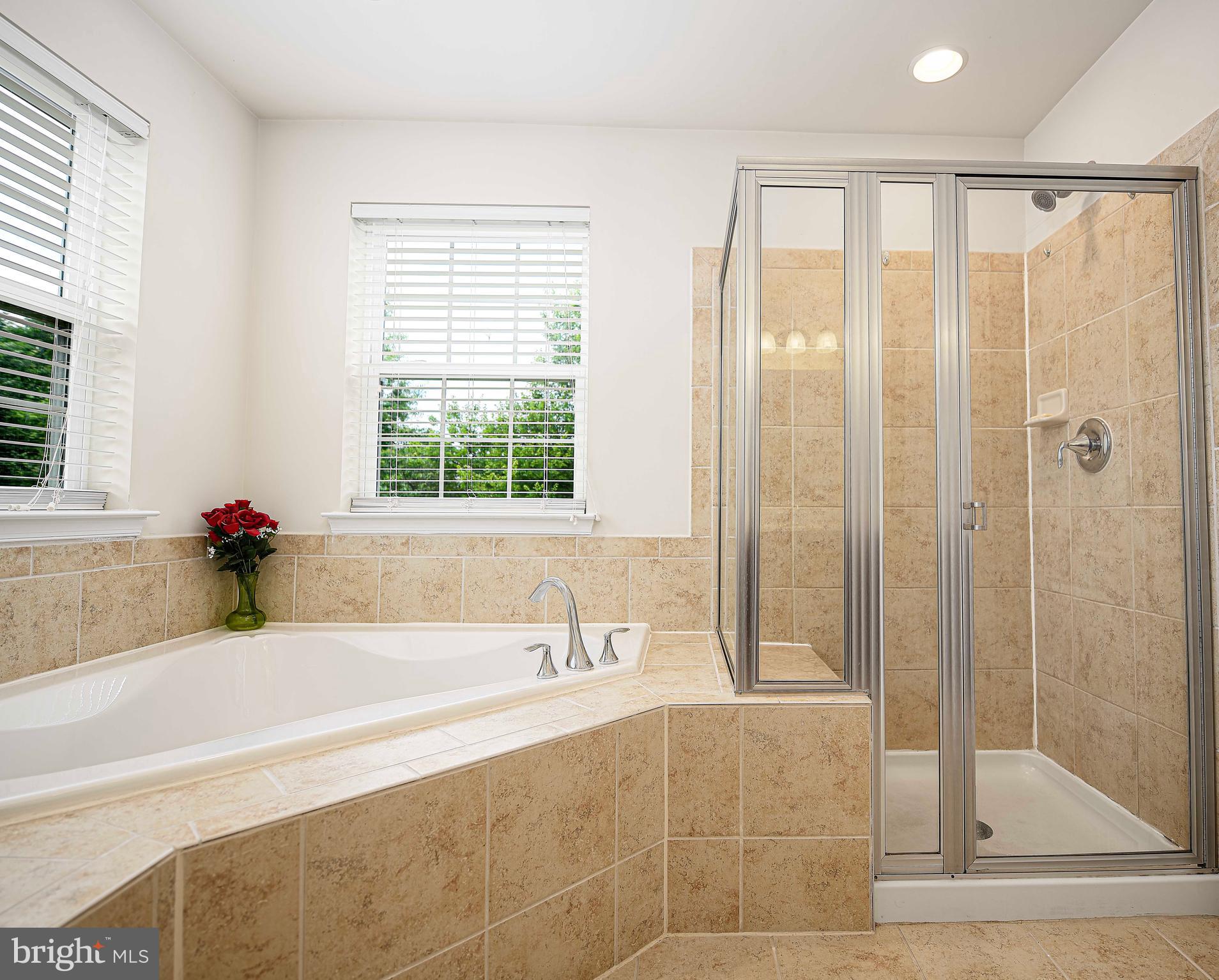 VINCENT FARM - Residential Lease