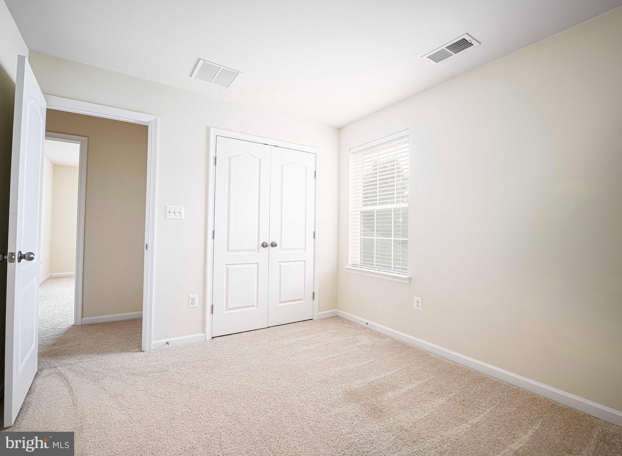 VINCENT FARM - Residential Lease